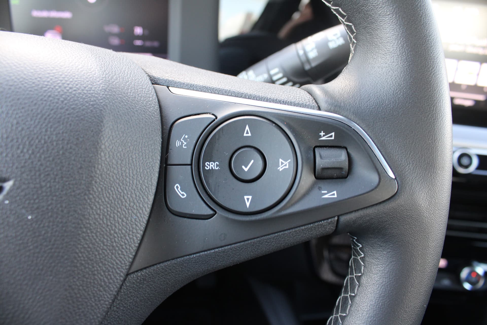 Opel Mokka-e Electric Level 2 50 kWh thumbnail 21