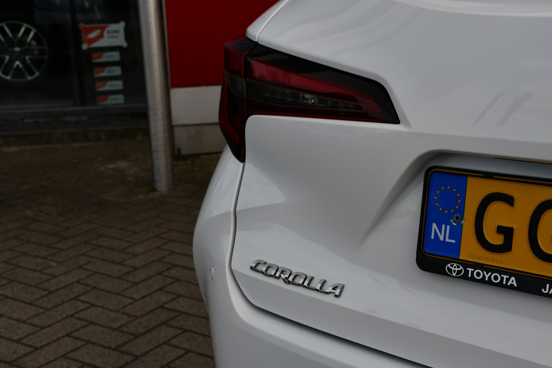 Toyota Corolla Touring Sports Hybrid 140 Dynamic + Automaat 140Pk thumbnail 33