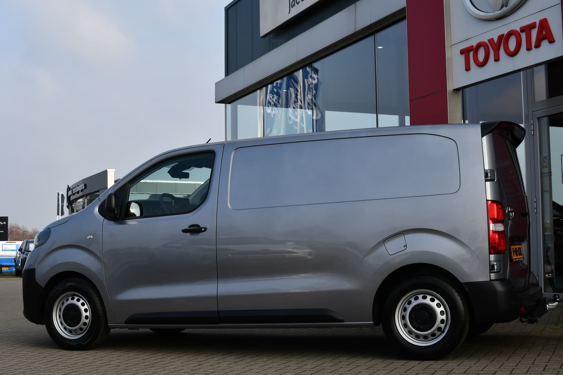 Toyota ProAce Worker 1.5 D-4D Challenger 120pk thumbnail 5