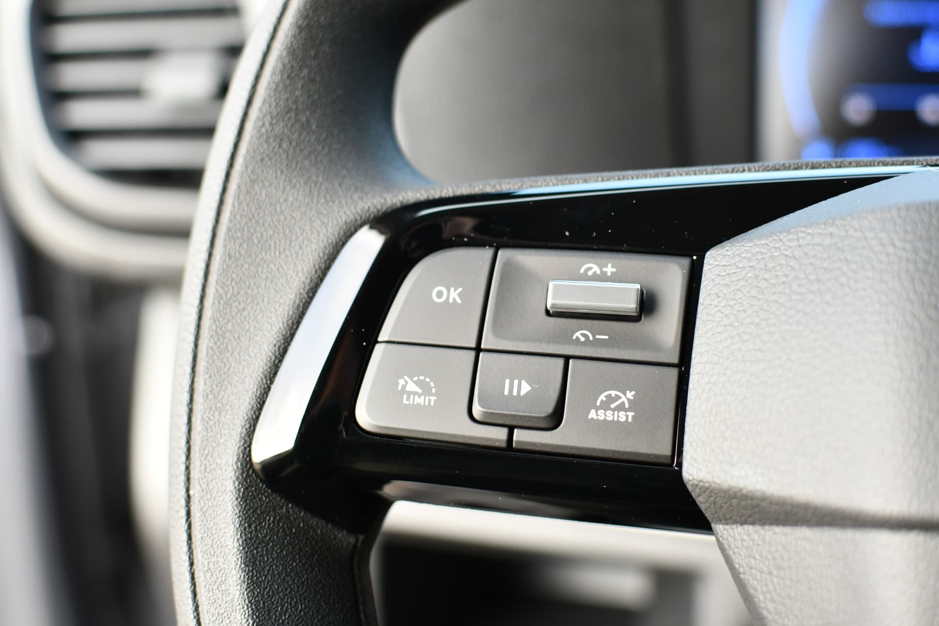 Toyota ProAce Worker 1.5 D-4D Challenger 120pk thumbnail 16