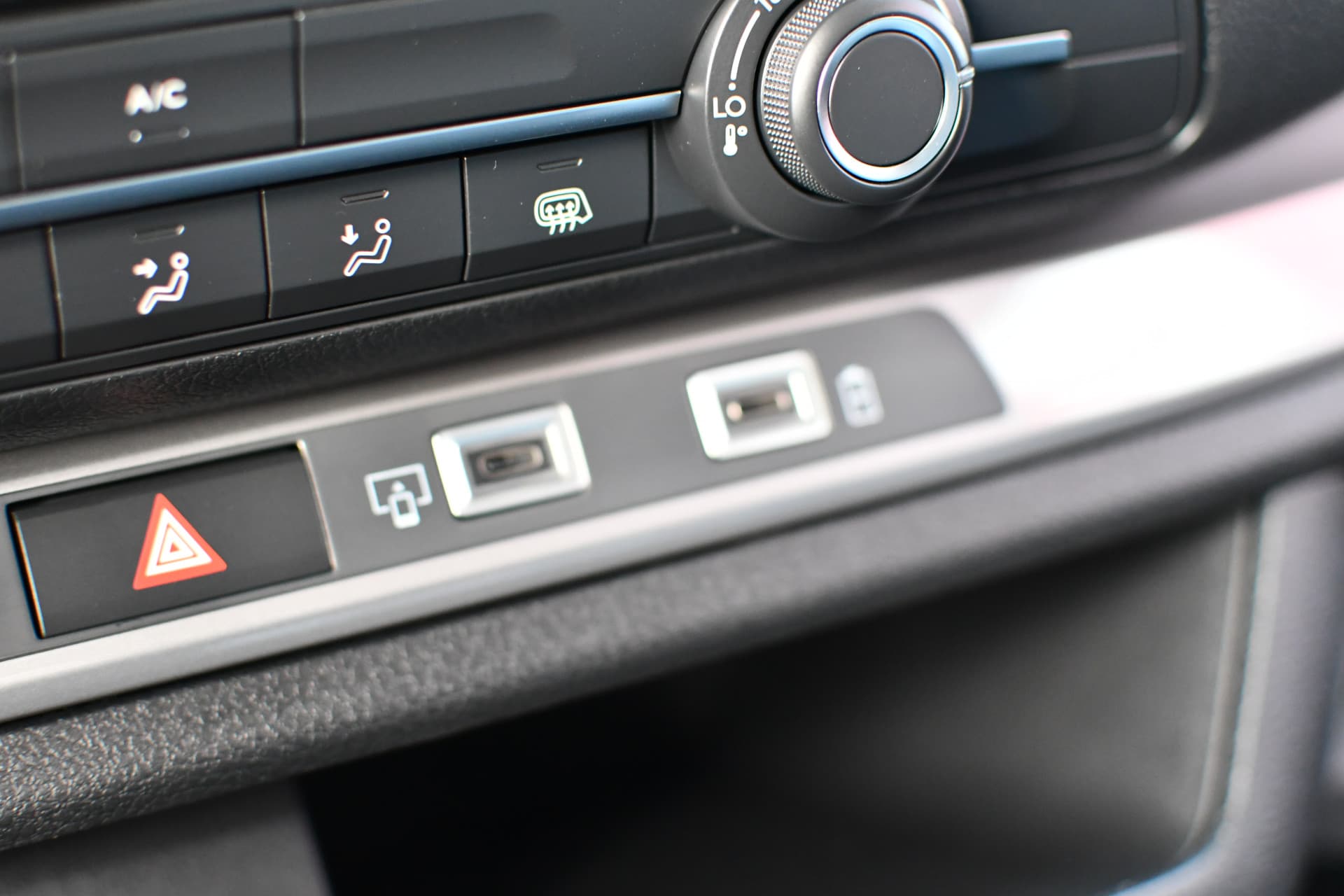 Toyota ProAce Worker 1.5 D-4D Challenger 120pk thumbnail 21