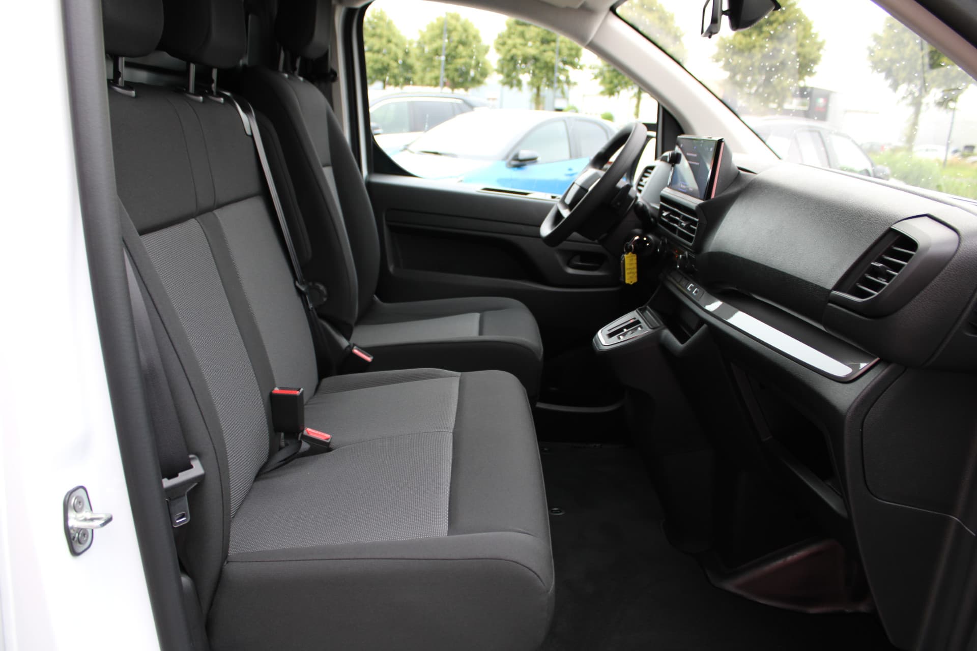 Toyota ProAce Electric Worker Challenger Extra Range 75 kWh thumbnail 8