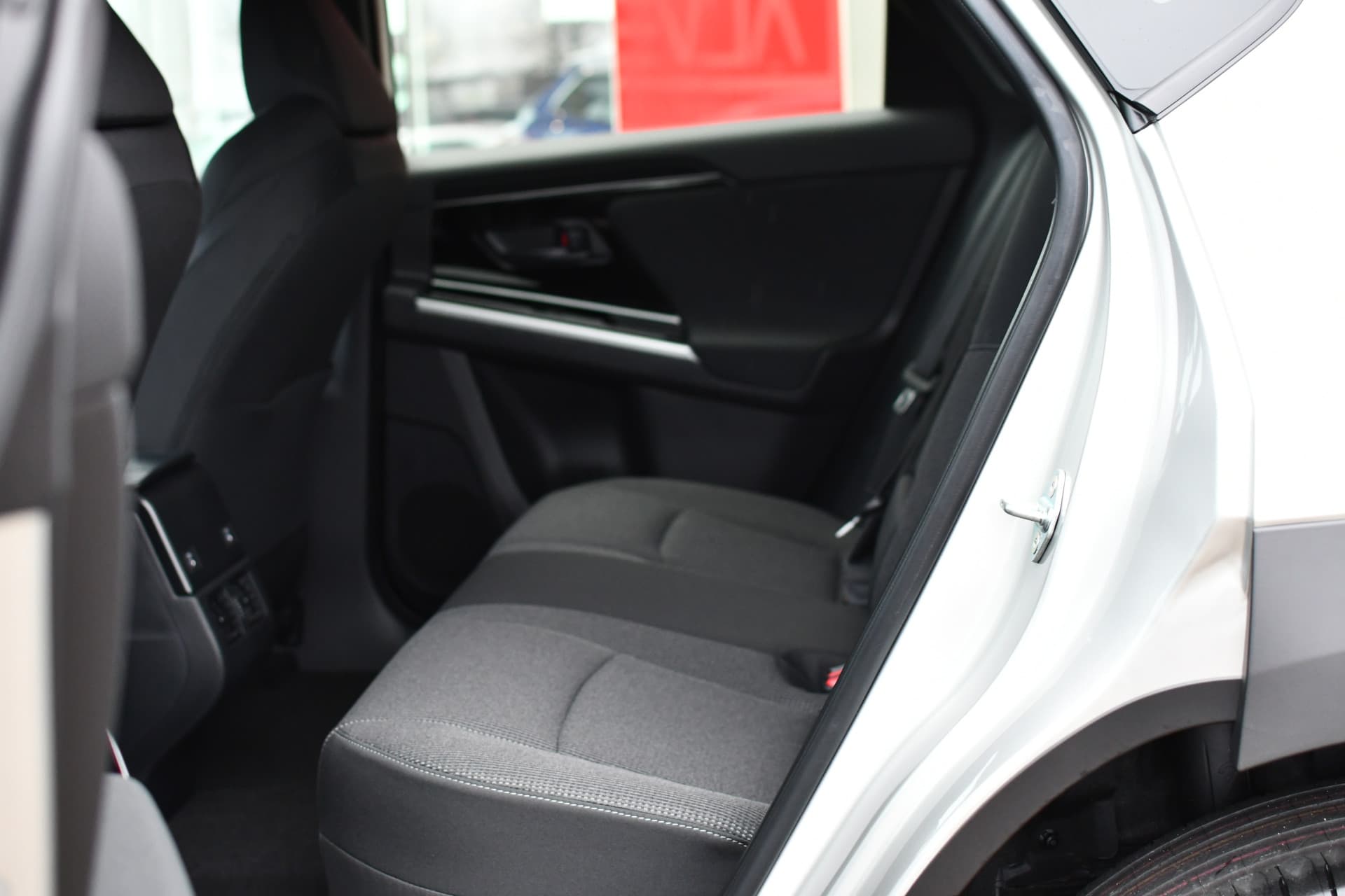 Toyota BZ4X Active 71 kWh Automaat 204pk thumbnail 8