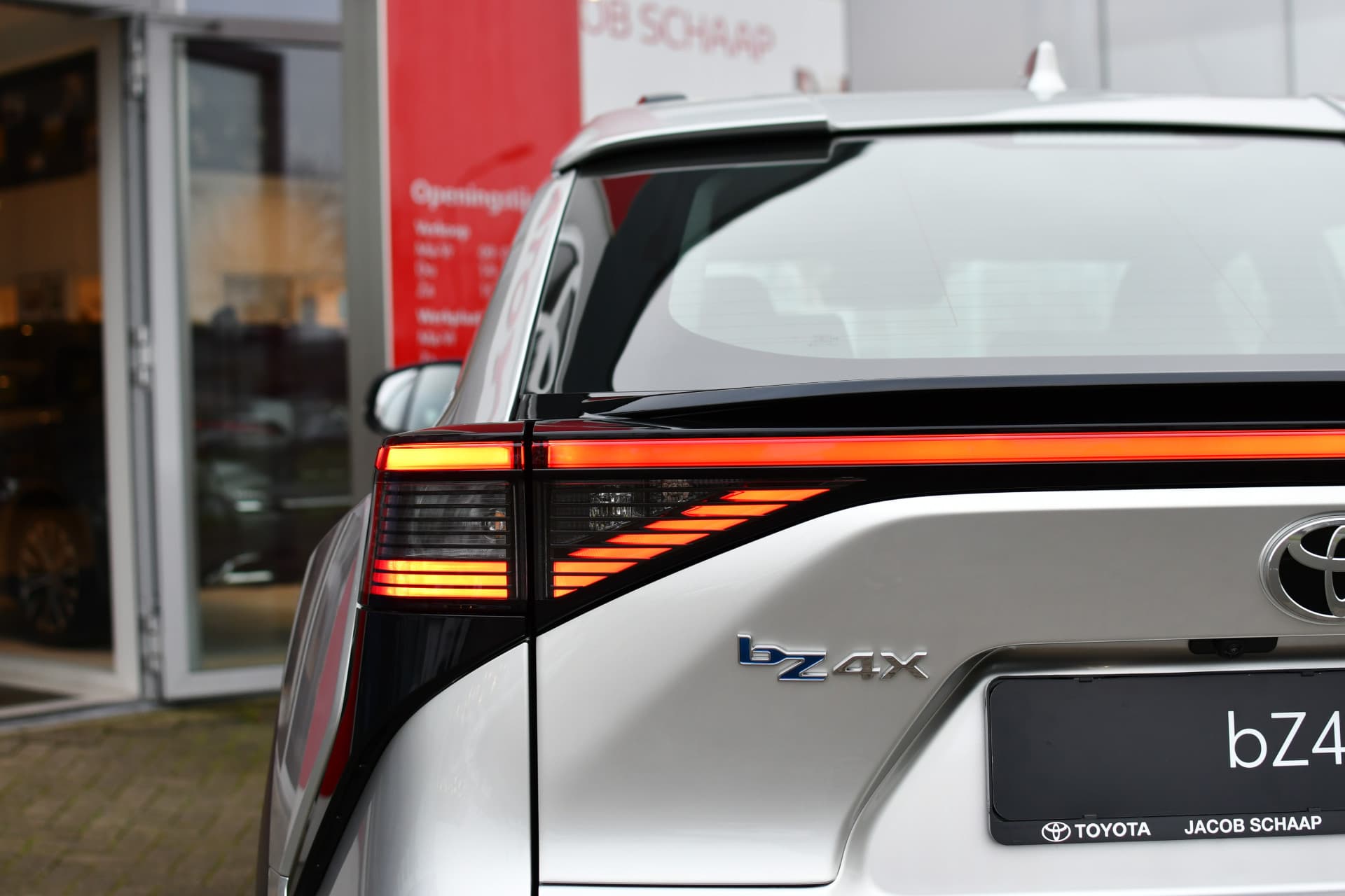 Toyota BZ4X Active 71 kWh Automaat 204pk thumbnail 13