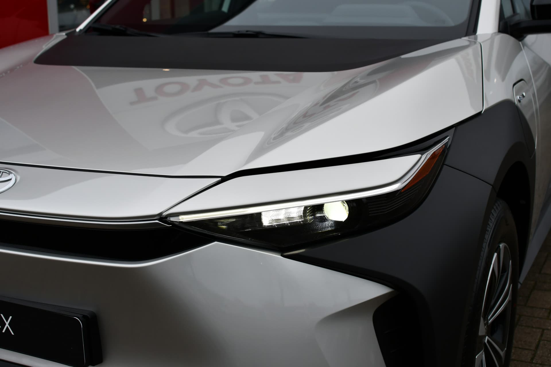 Toyota BZ4X Active 71 kWh Automaat 204pk thumbnail 24