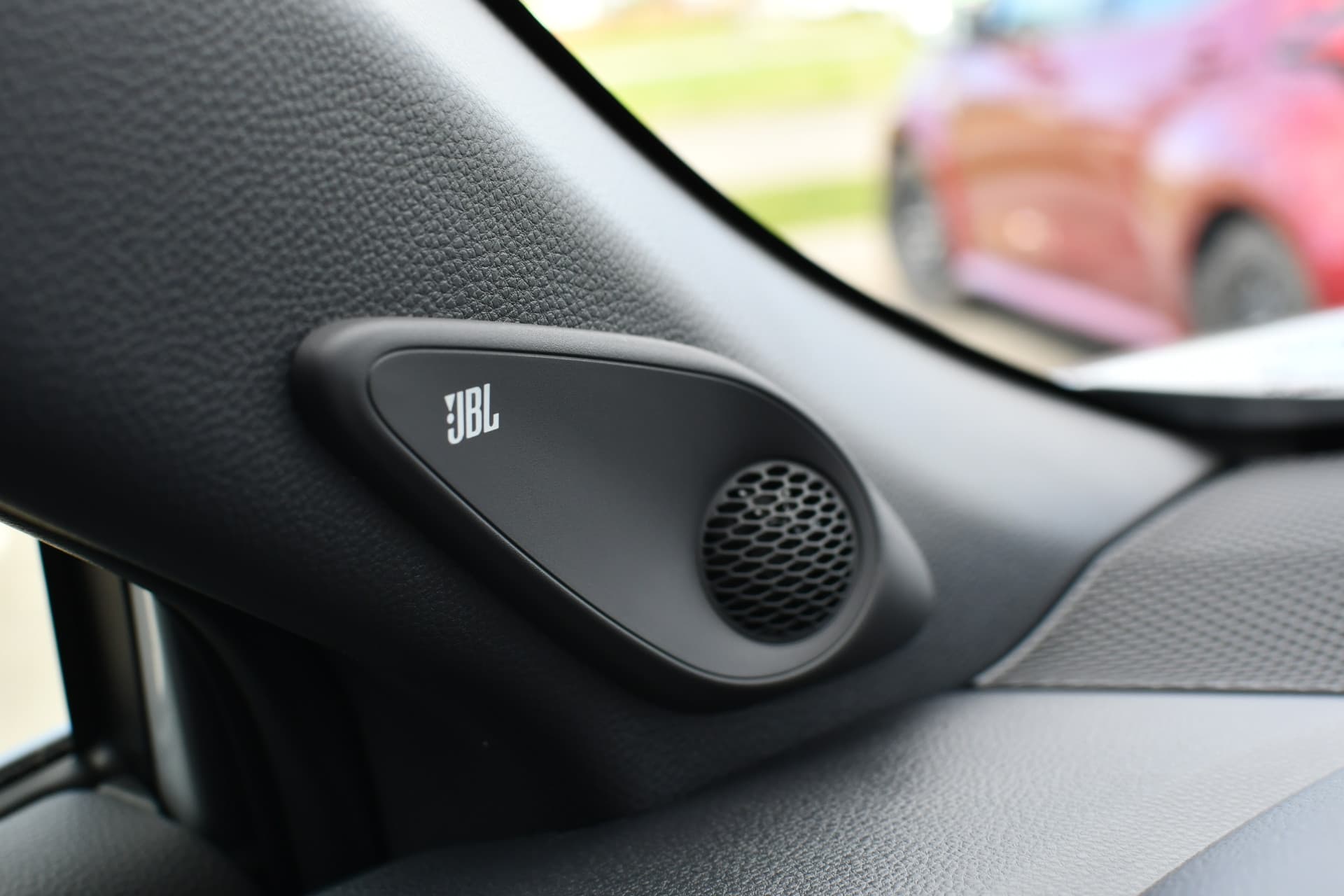 Toyota Corolla Cross Hybrid 200 Executive Automaat 197pk thumbnail 4