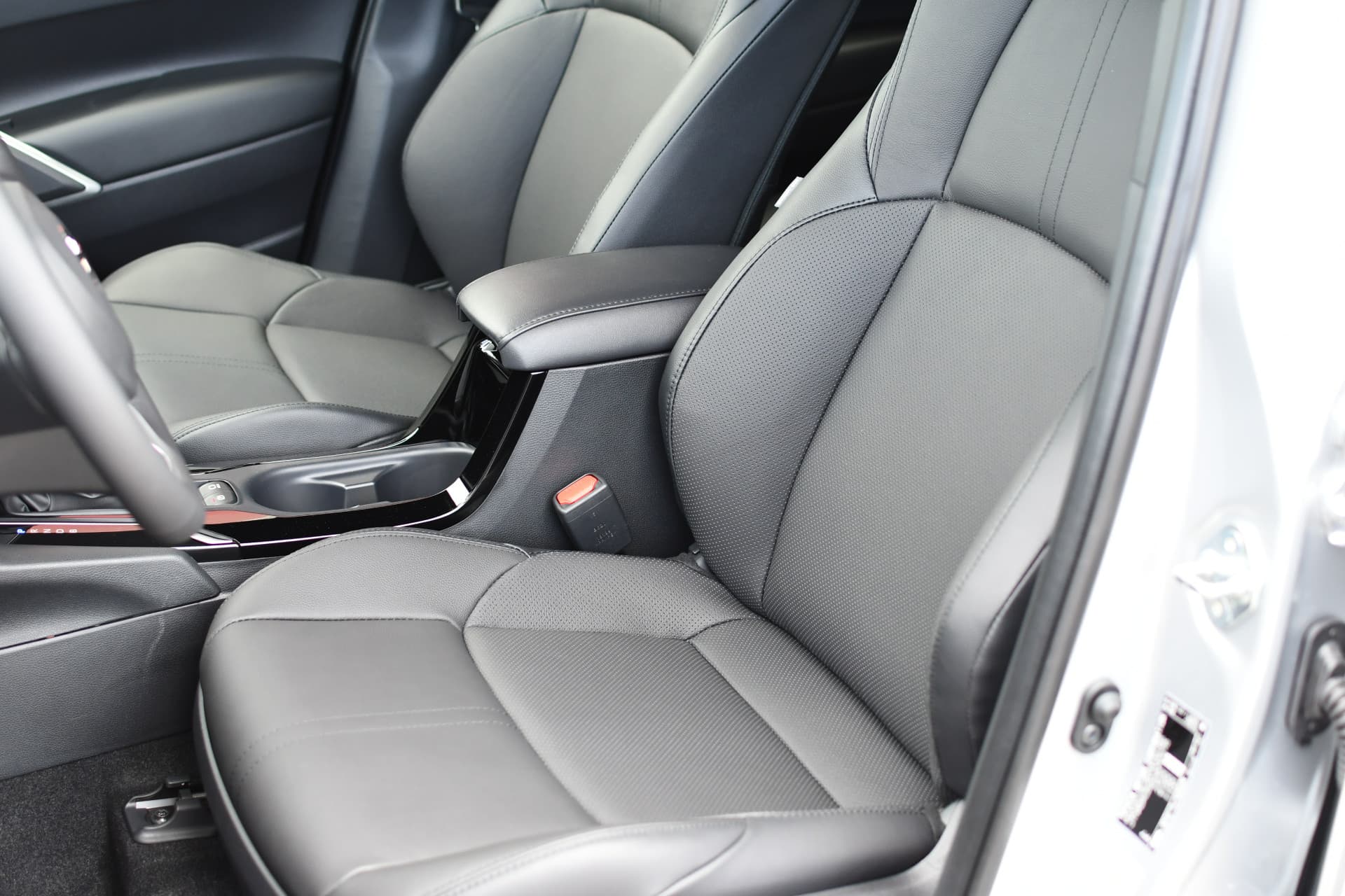 Toyota Corolla Cross Hybrid 200 Executive Automaat 197pk thumbnail 11