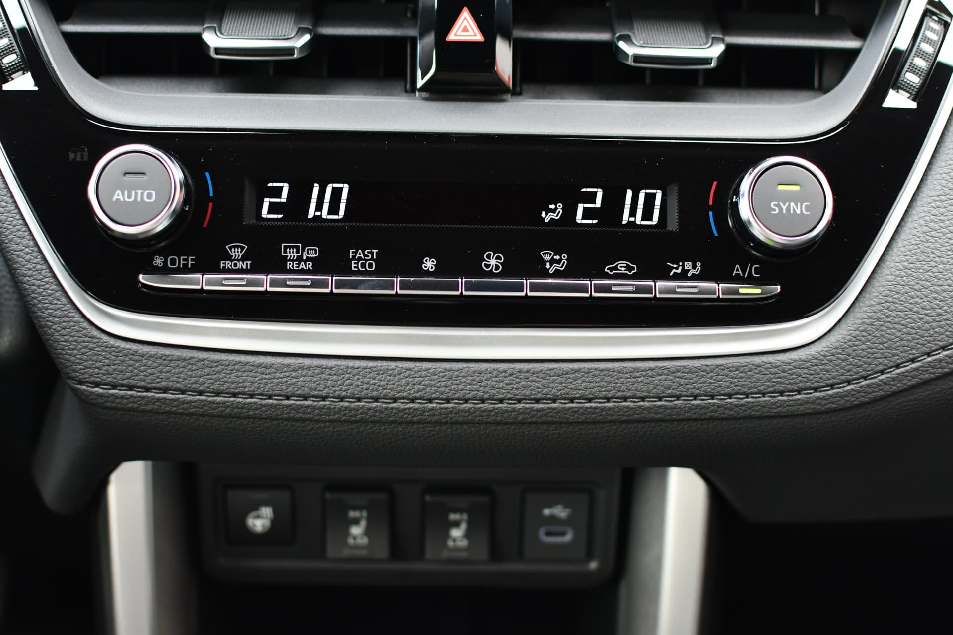 Toyota Corolla Cross Hybrid 200 Executive Automaat 197pk thumbnail 32