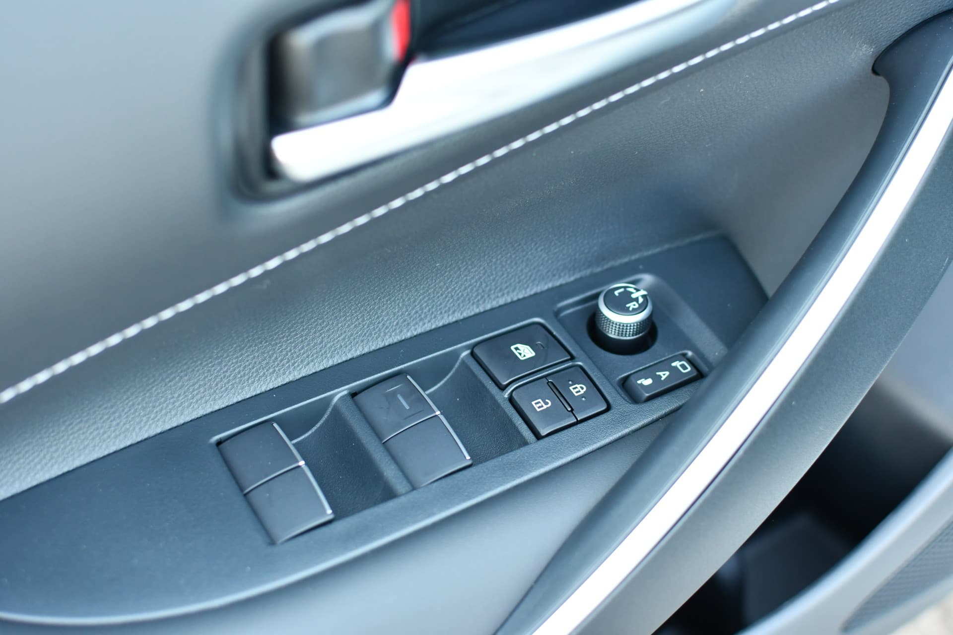 Toyota Corolla Touring Sports Hybrid 180 Dynamic Automaat 178pk thumbnail 17