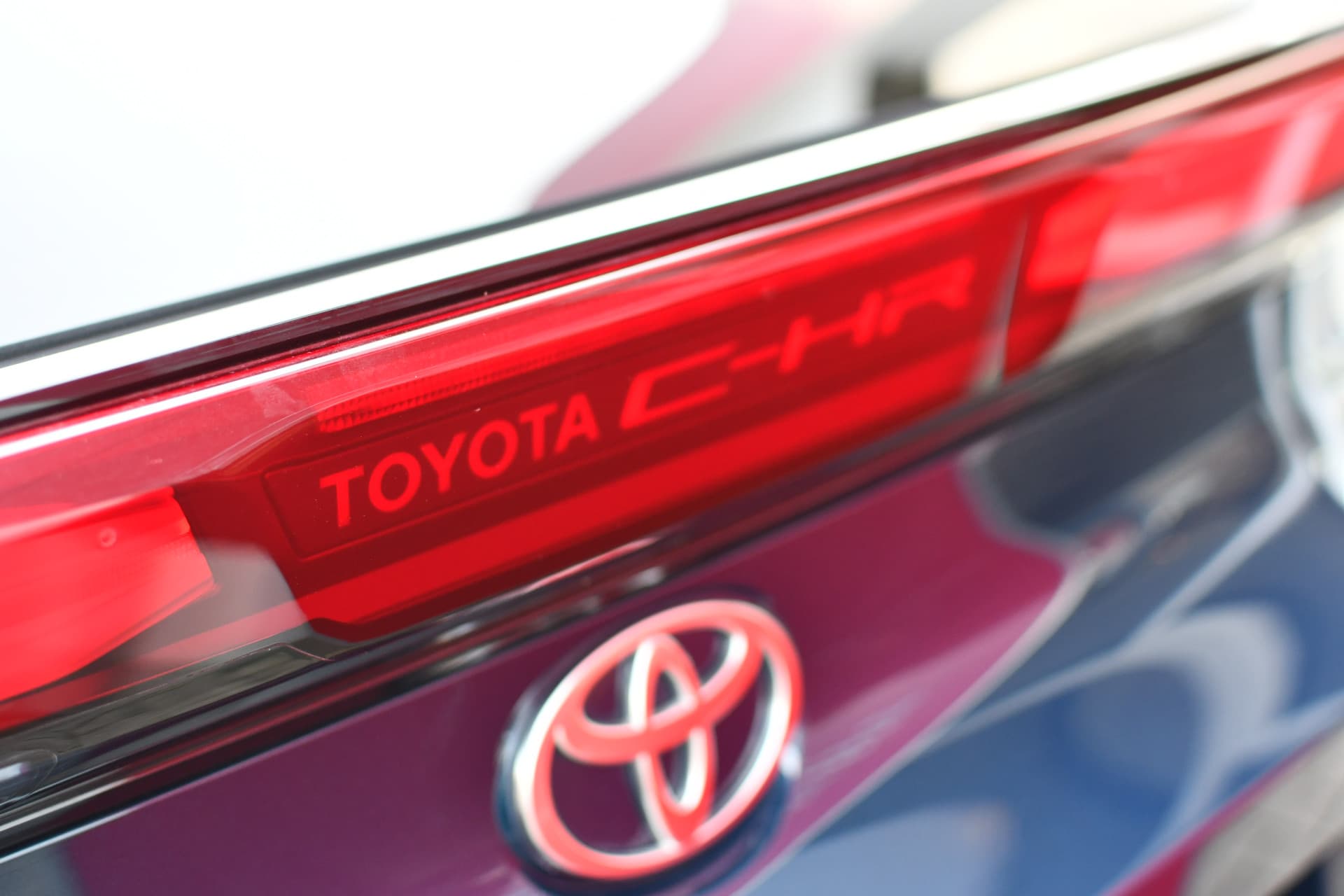 Toyota C-HR 1.8 Hybrid 140 Dynamic Automaat 140pk thumbnail 23