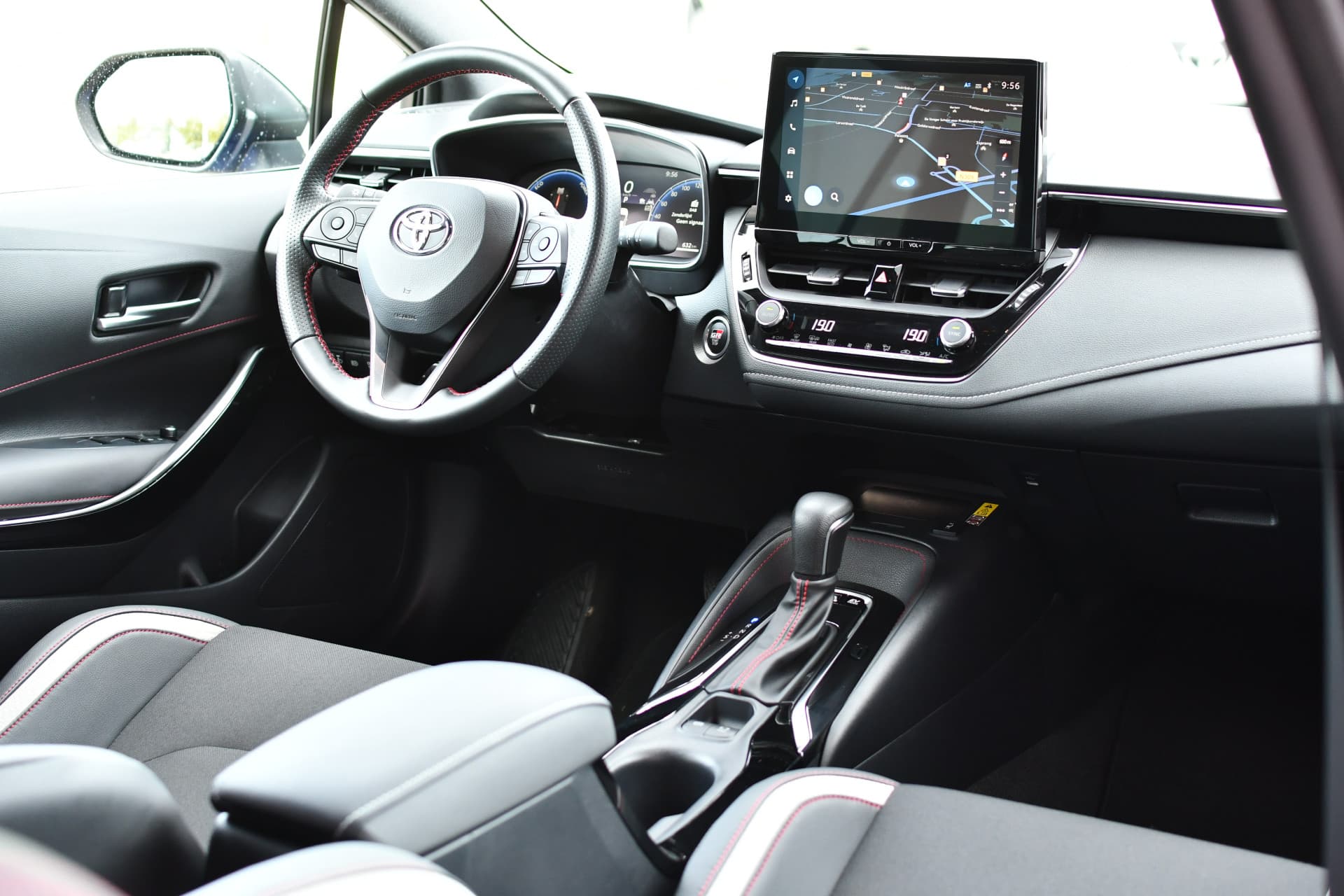 Toyota Corolla Touring Sports Hybrid 200 GR-Sport Plus Limited Automaat 197pk thumbnail 17