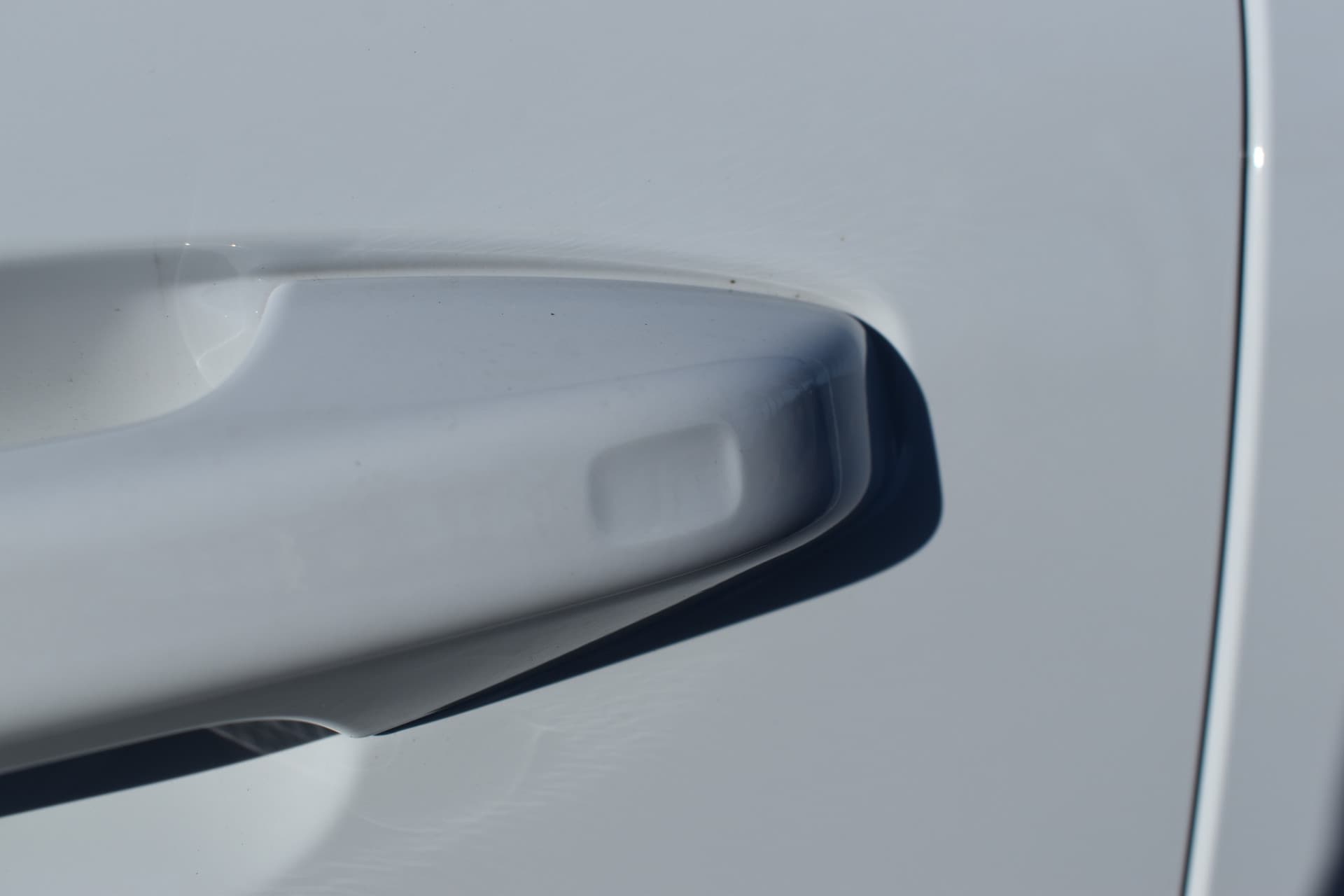 Volvo EX40 Extended Range 252PK Plus 82KWH thumbnail 9