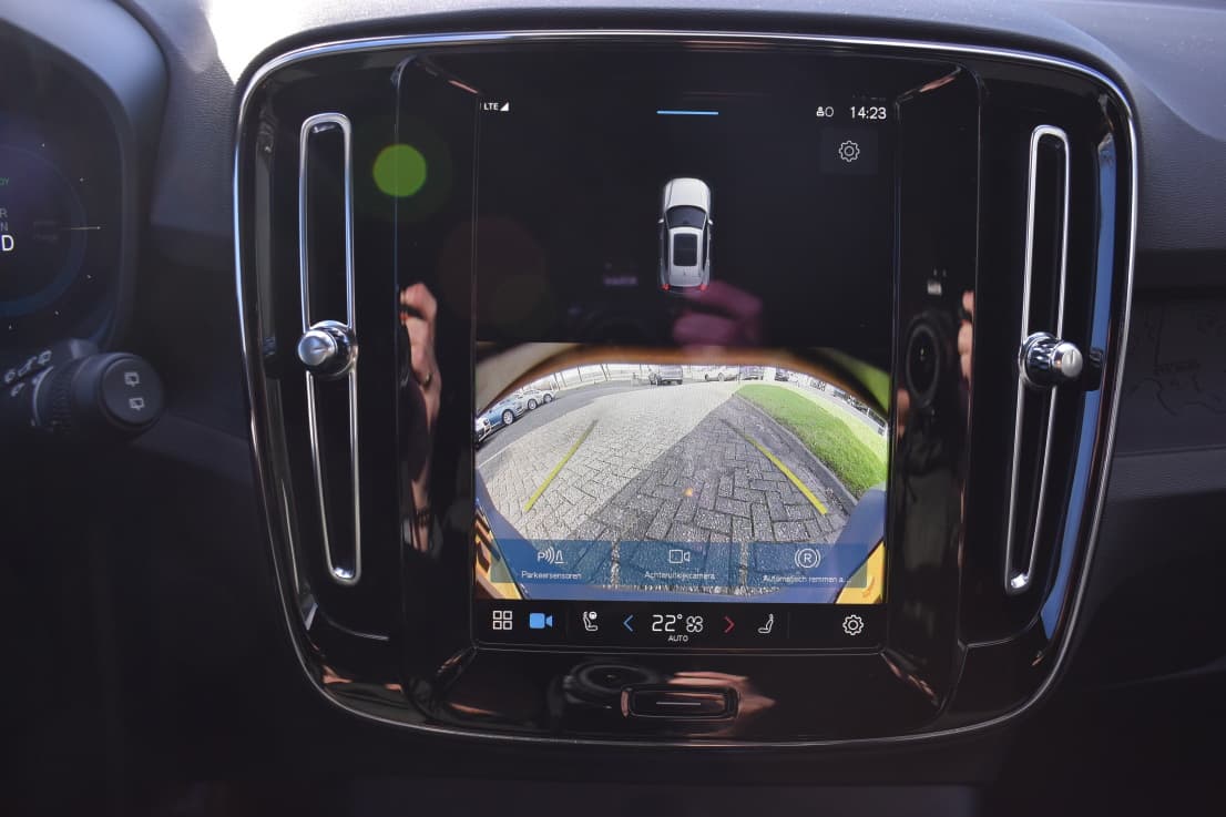 Volvo EX40 Extended Range 252PK Plus 82KWH thumbnail 19