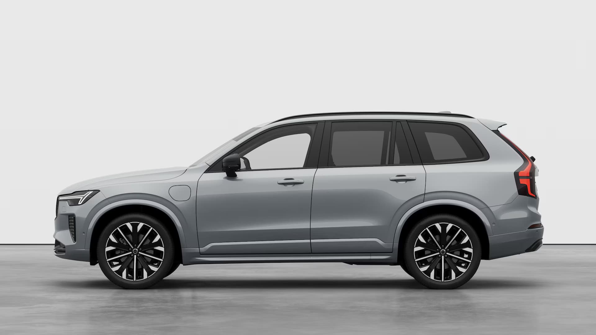 Volvo XC90 T8 455PK Plug-in Hybrid AWD Ultra Dark thumbnail 2