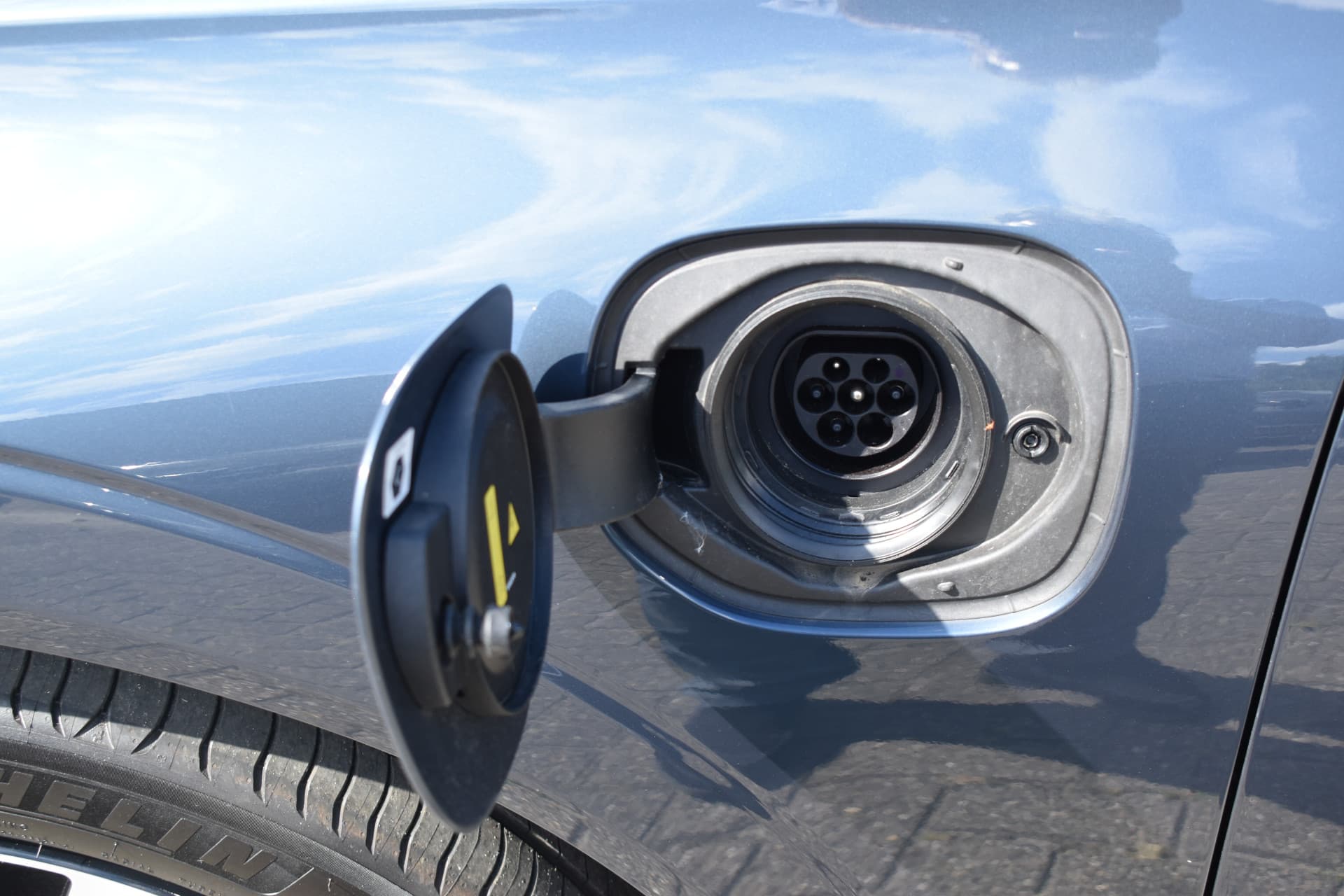 Volvo XC60 T8 AWD 455PK Plug-in hybrid Ultra Dark thumbnail 6