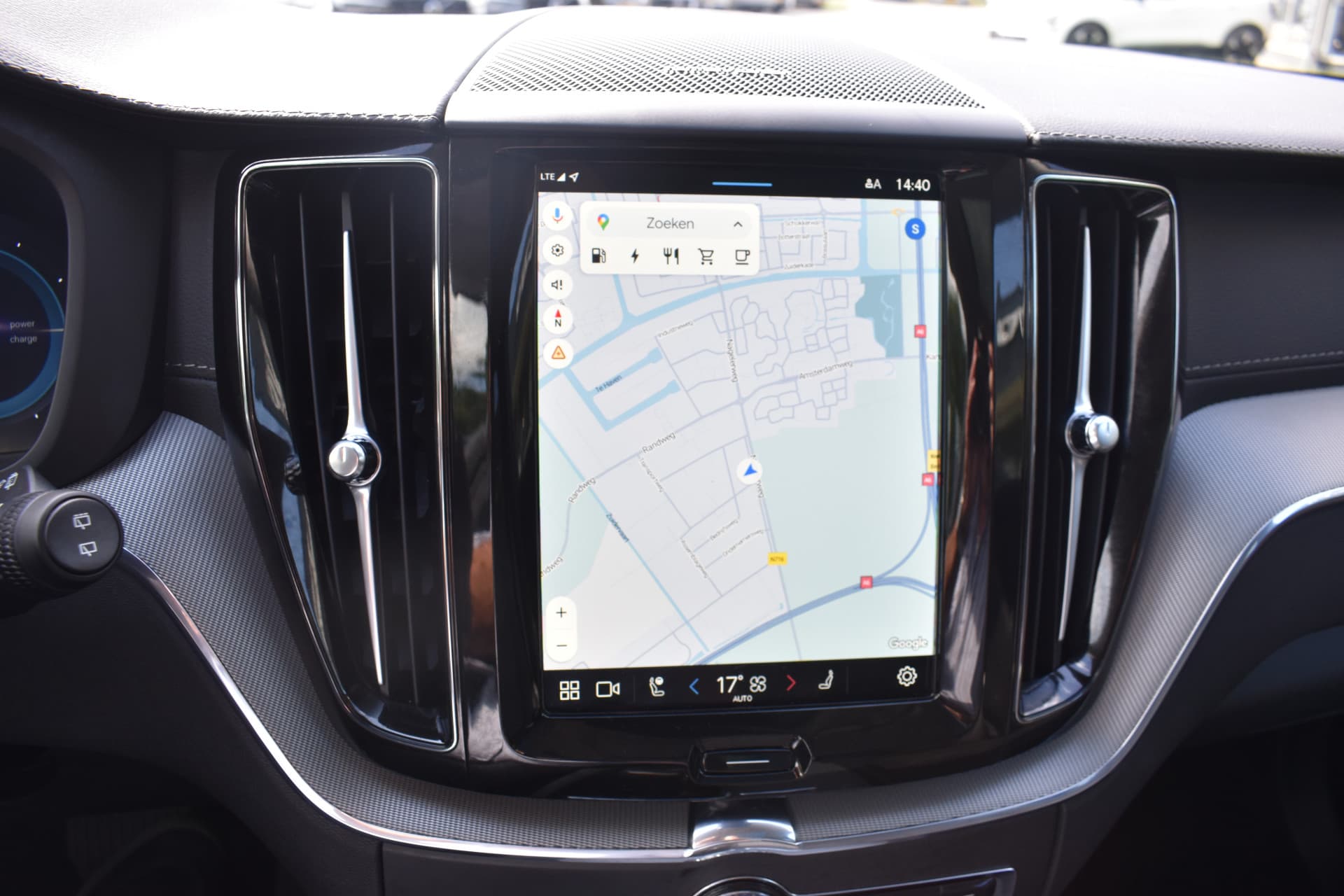 Volvo XC60 T8 AWD 455PK Plug-in hybrid Ultra Dark thumbnail 13