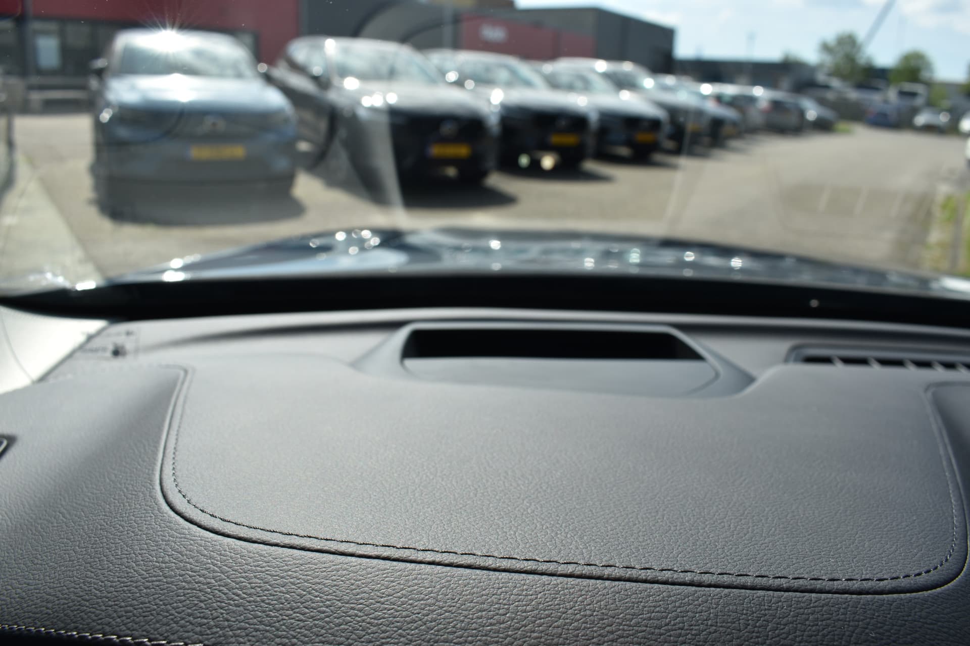 Volvo XC60 T8 AWD 455PK Plug-in hybrid Ultra Dark thumbnail 18