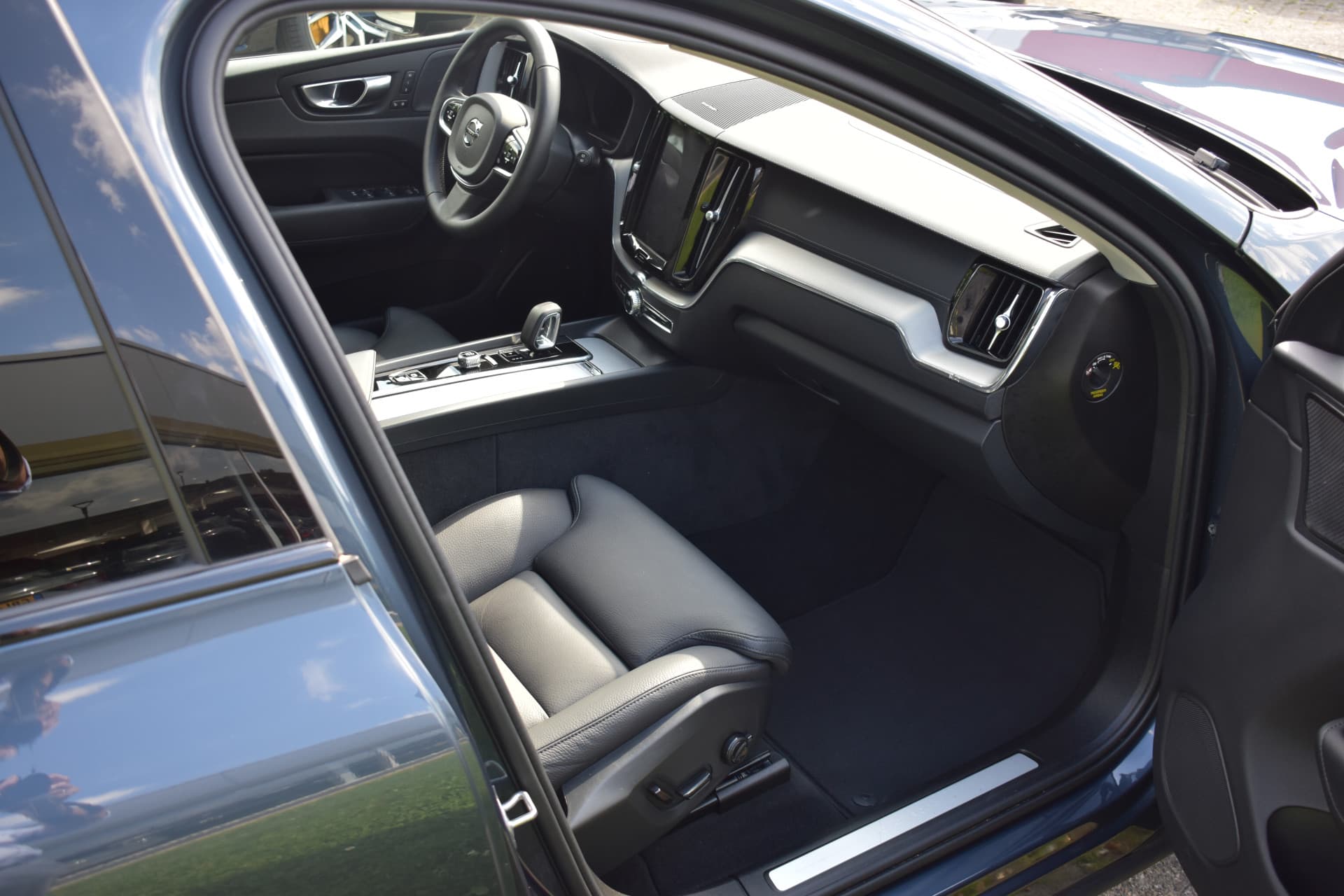 Volvo XC60 T8 AWD 455PK Plug-in hybrid Ultra Dark thumbnail 28