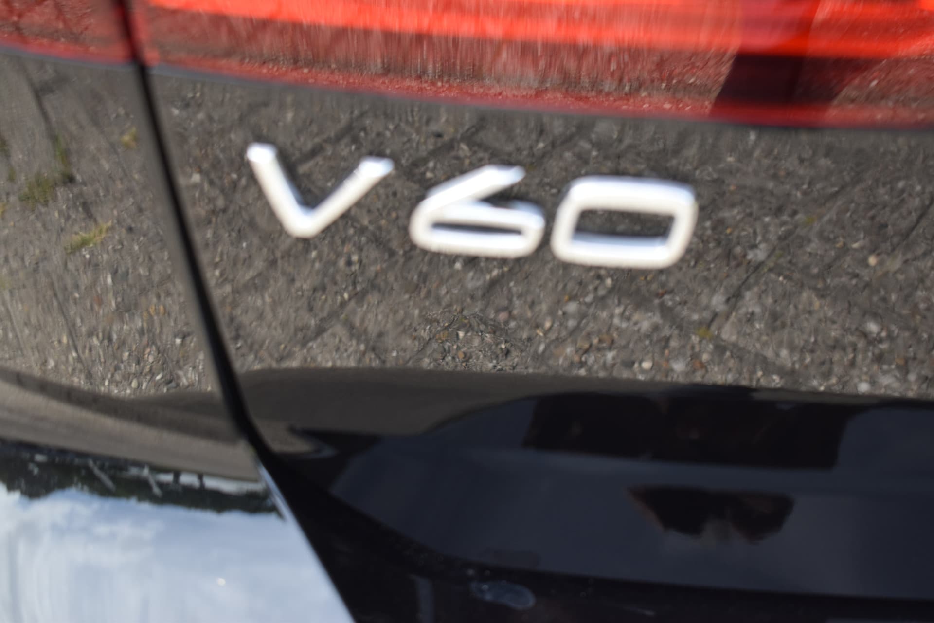 Volvo V60 T6 AWD 350PK Plug-in Hybrid Plus Dark thumbnail 18