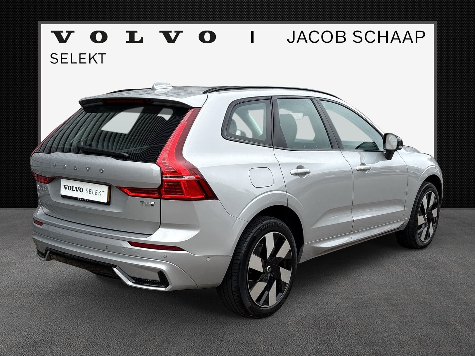 Volvo XC60 T6 Plug-in hybrid AWD Ultra Dark / Harman/Kardon / Panoramadak / Trekhaak / thumbnail 2