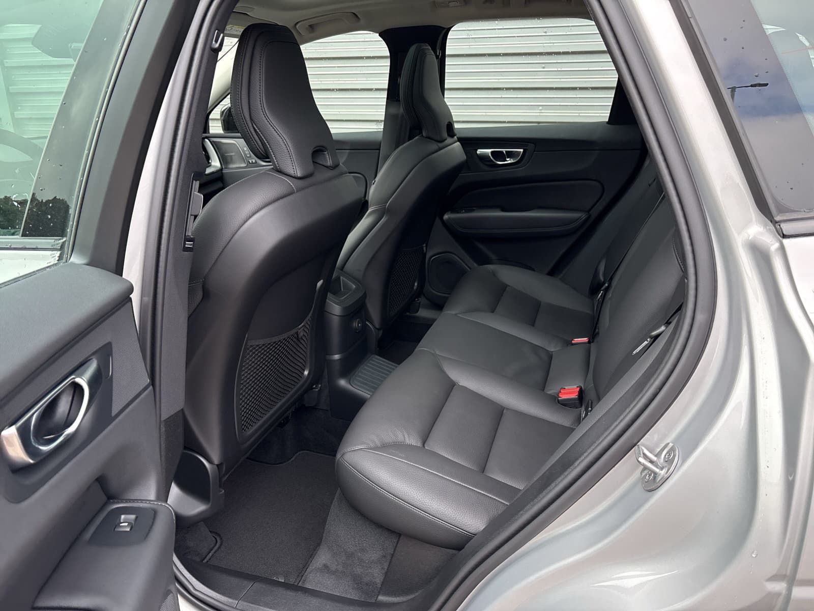 Volvo XC60 T6 Plug-in hybrid AWD Ultra Dark / Harman/Kardon / Panoramadak / Trekhaak / thumbnail 12