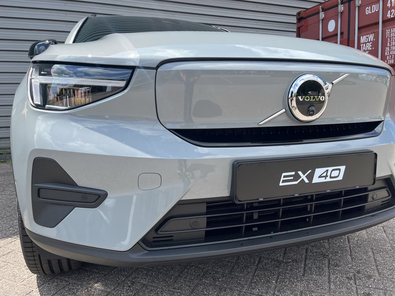 Volvo EX40 Extended Range Business Ed. 82 kWh / Adaptieve cruise control / 360 camera / thumbnail 4