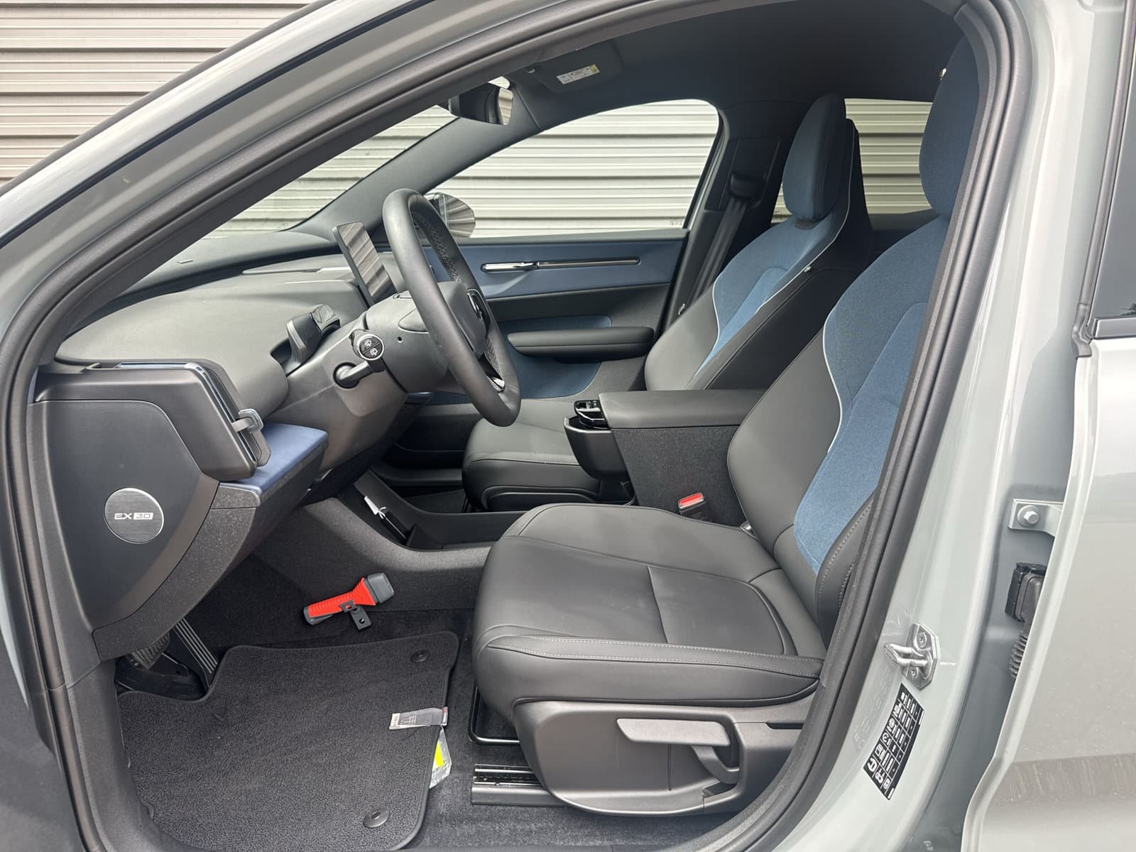 Volvo EX30 Twin Motor Performance Plus 69 kWh / Twin Performane 436PK / 20" Velgen / Black Sheep pakket / thumbnail 10