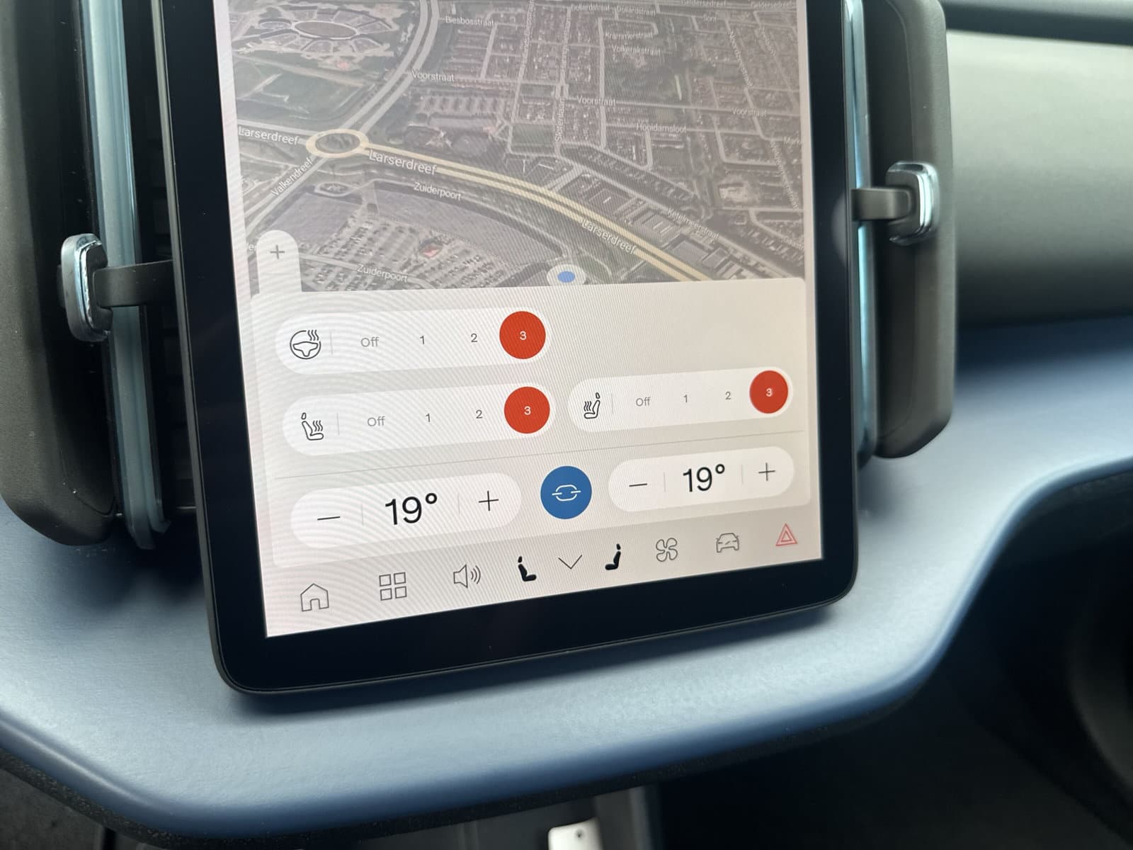 Volvo EX30 Twin Motor Performance Plus 69 kWh / Twin Performane 436PK / 20" Velgen / Black Sheep pakket / thumbnail 28