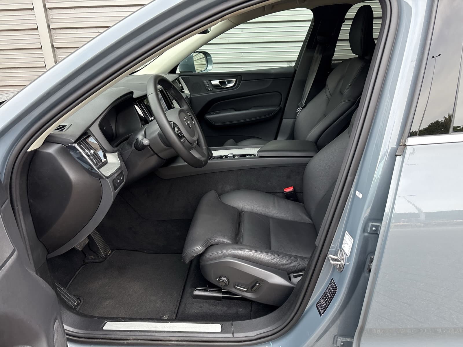 Volvo XC60 T8 455PK Plug-in hybrid AWD Plus Bright / 20" Velgen / 360 Camera / BLIS / thumbnail 8