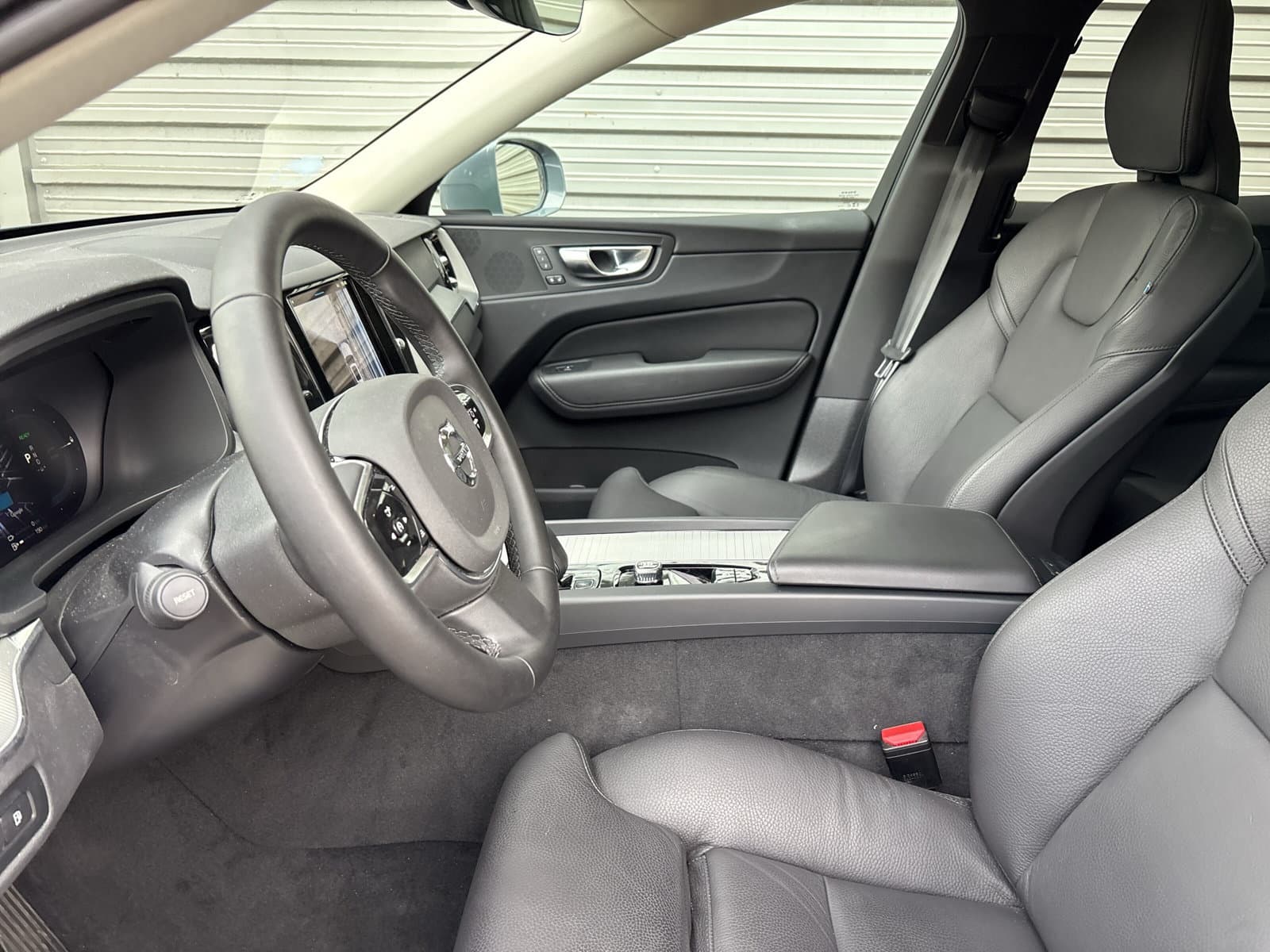 Volvo XC60 T8 455PK Plug-in hybrid AWD Plus Bright / 20" Velgen / 360 Camera / BLIS / thumbnail 10