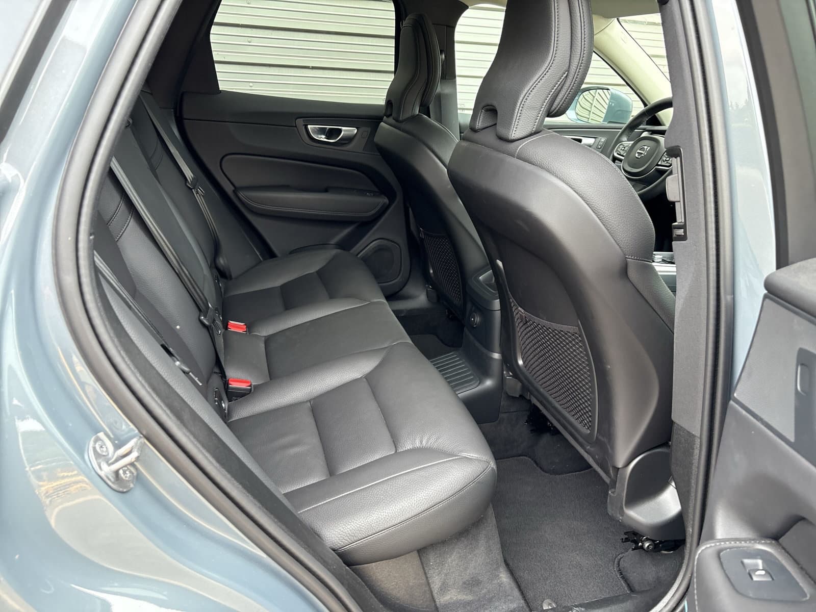 Volvo XC60 T8 455PK Plug-in hybrid AWD Plus Bright / 20" Velgen / 360 Camera / BLIS / thumbnail 13