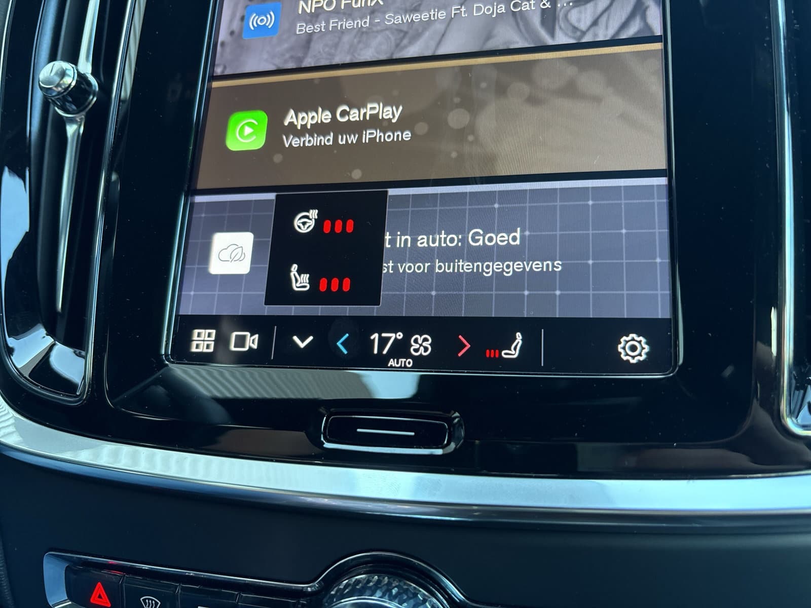 Volvo V60 2.0 T6 Plug-in hybrid AWD Plus Dark / 360° Camera / Blis / Harman Kardon Premium / thumbnail 28