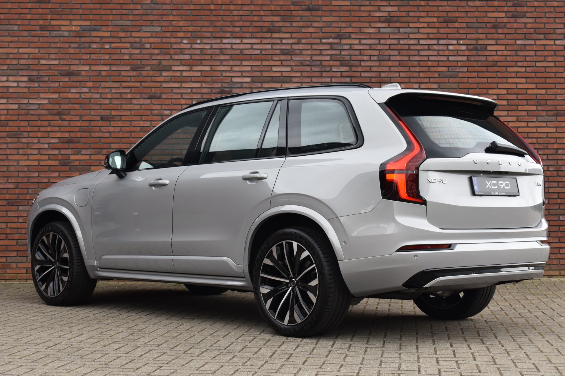 Volvo XC90 T8 455PK Plug-in hybrid AWD Ultra Dark thumbnail 9