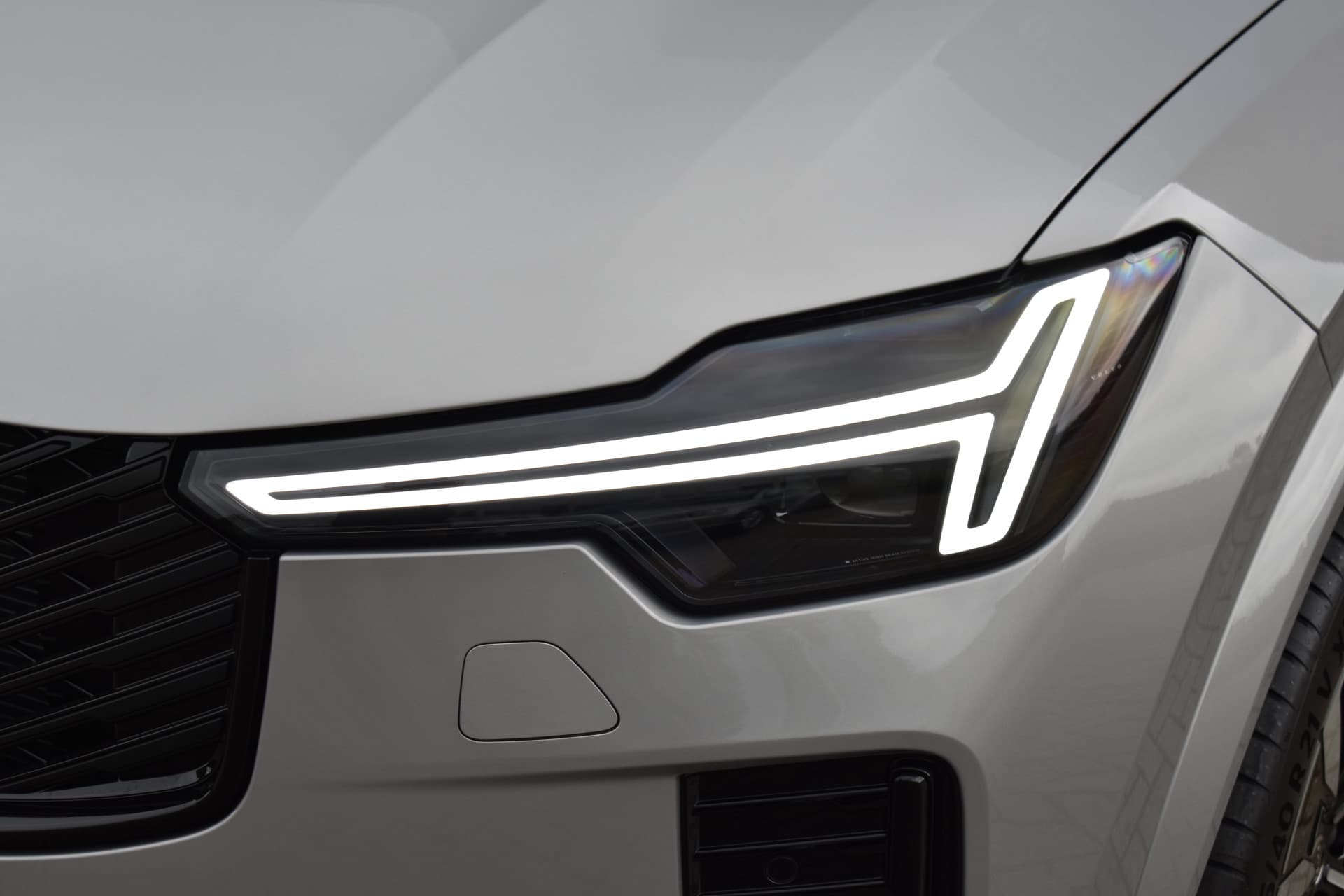 Volvo XC90 T8 455PK Plug-in hybrid AWD Ultra Dark thumbnail 27