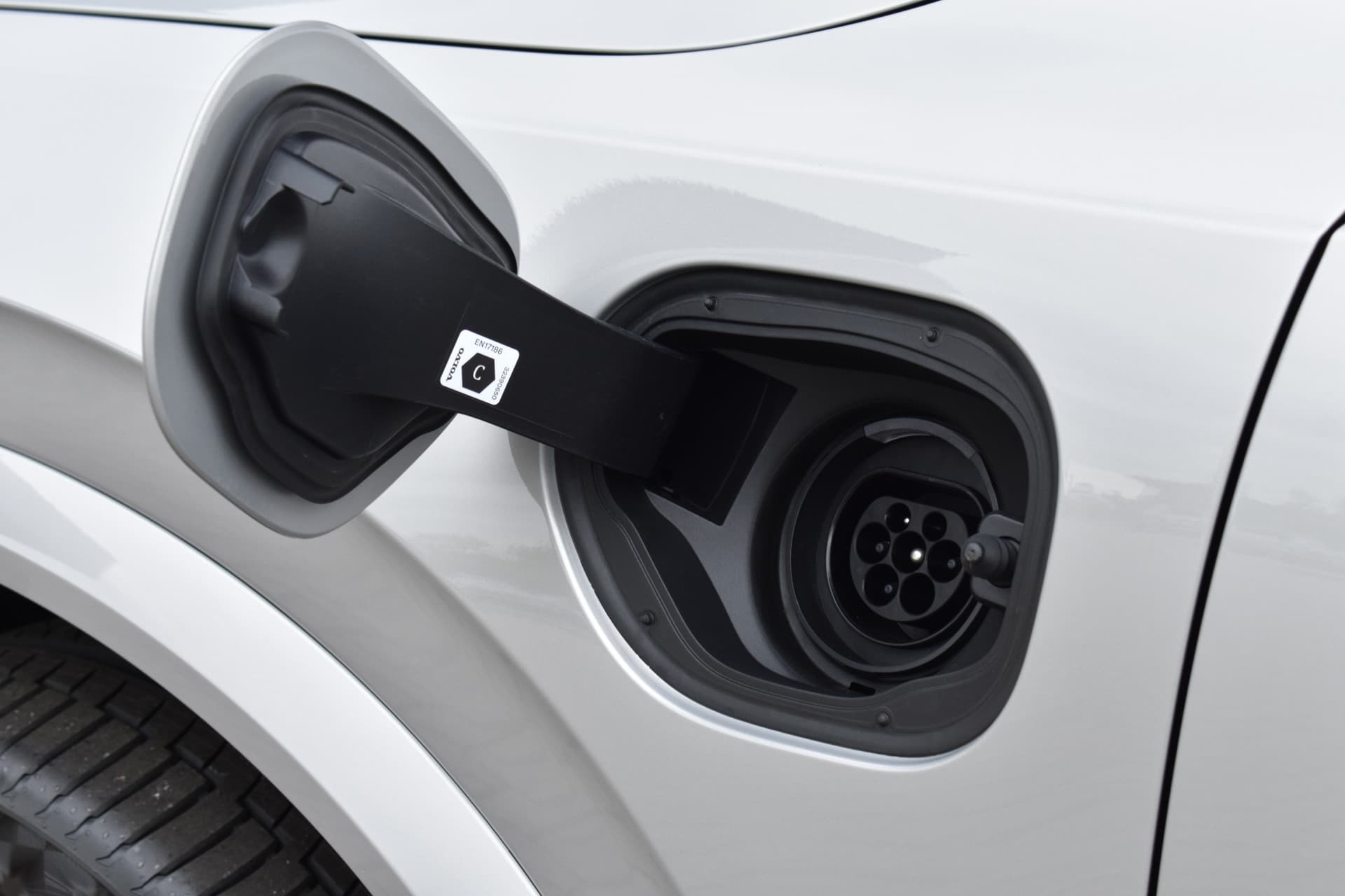 Volvo XC90 T8 455PK Plug-in hybrid AWD Ultra Dark thumbnail 29