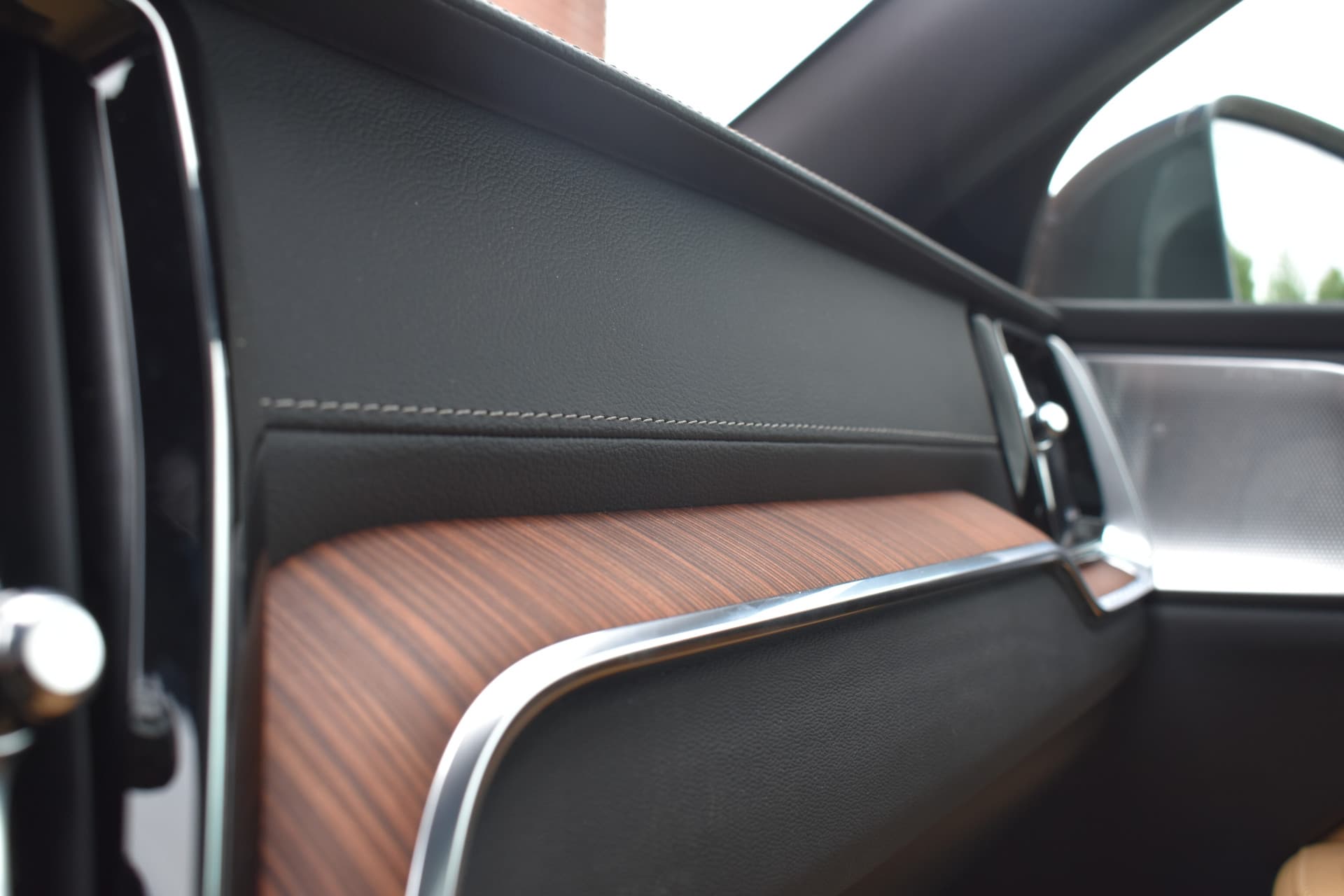 Volvo V60 T6 350PK Plug-in hybrid AWD Ultra Bright thumbnail 15