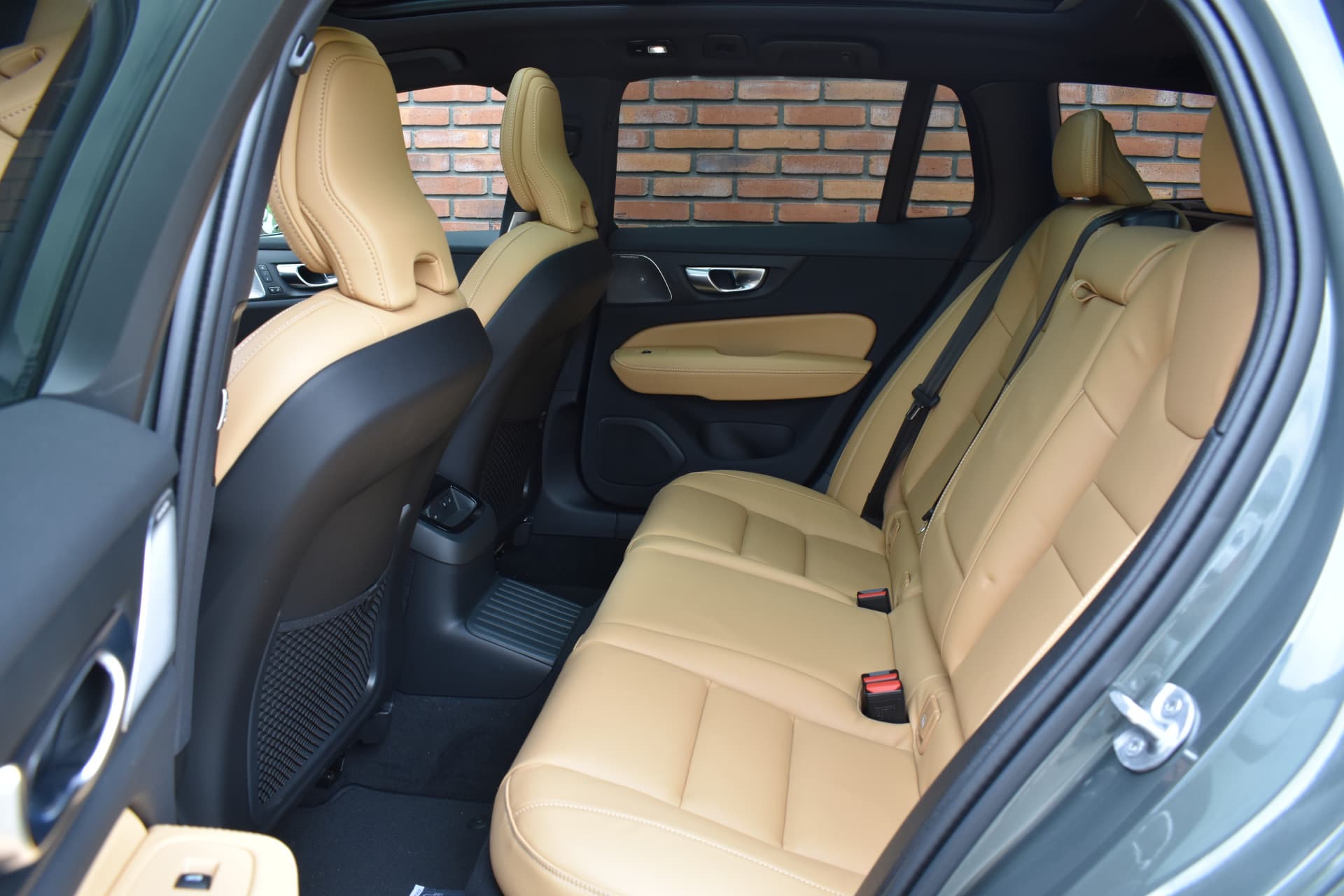 Volvo V60 T6 350PK Plug-in hybrid AWD Ultra Bright thumbnail 21