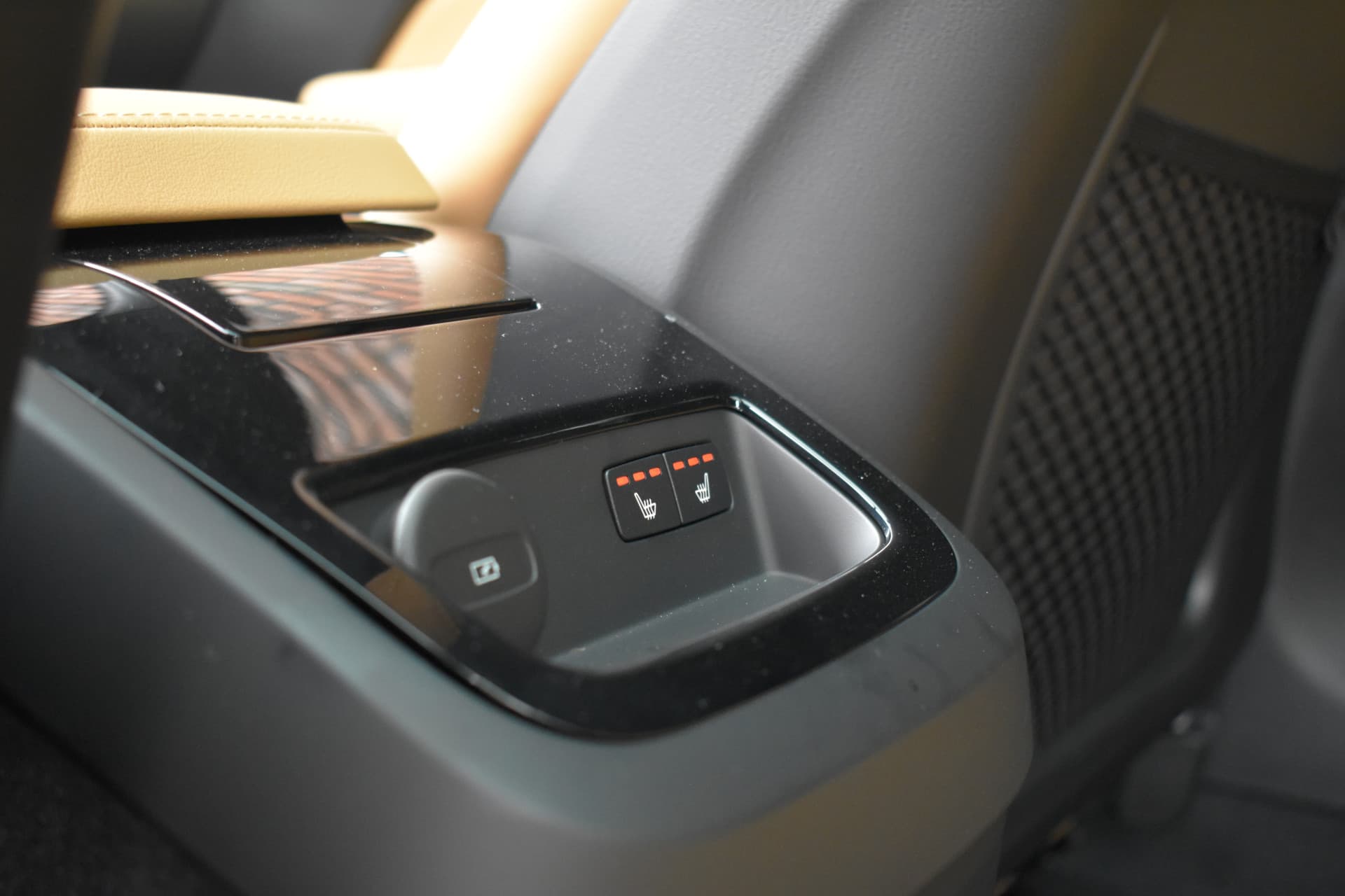 Volvo V60 T6 350PK Plug-in hybrid AWD Ultra Bright thumbnail 22