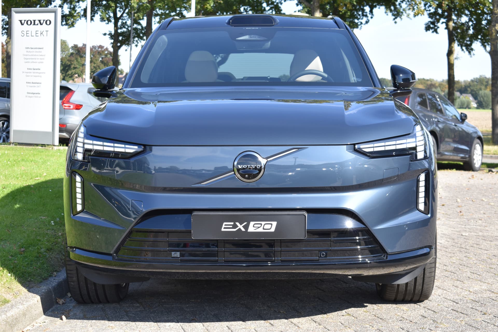 Volvo EX90 Twin Motor Ultra 7p. 111 kWh thumbnail 3