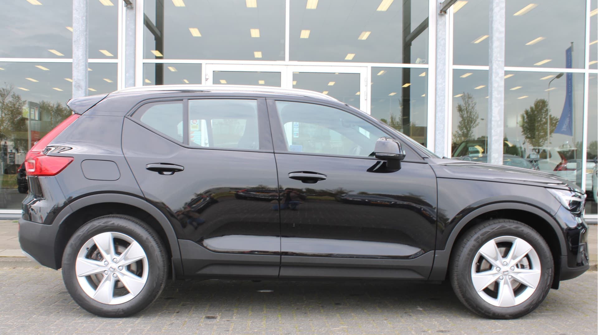 Volvo XC40 B3 Automaat Core thumbnail 3
