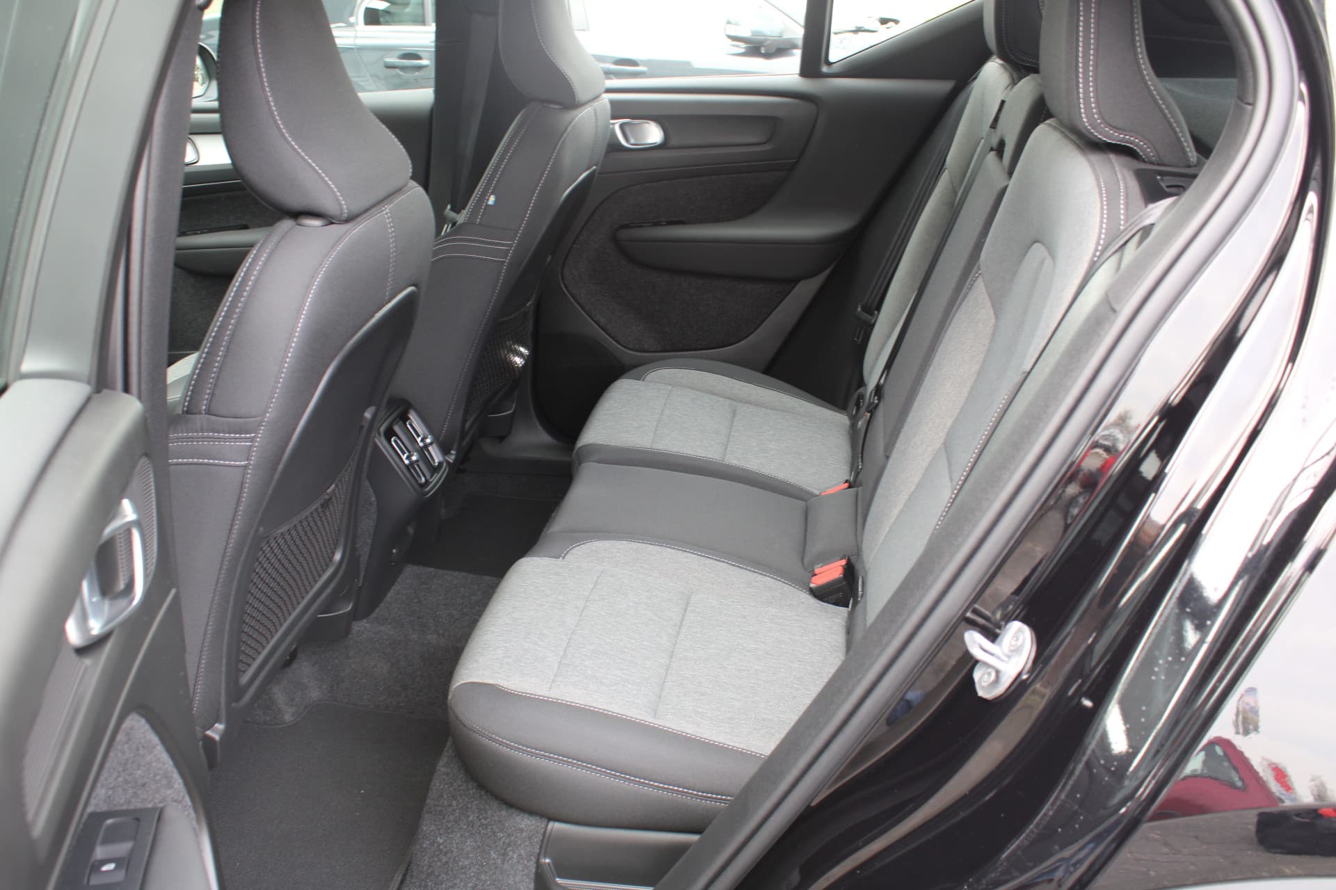 Volvo XC40 B3 Automaat Core thumbnail 14