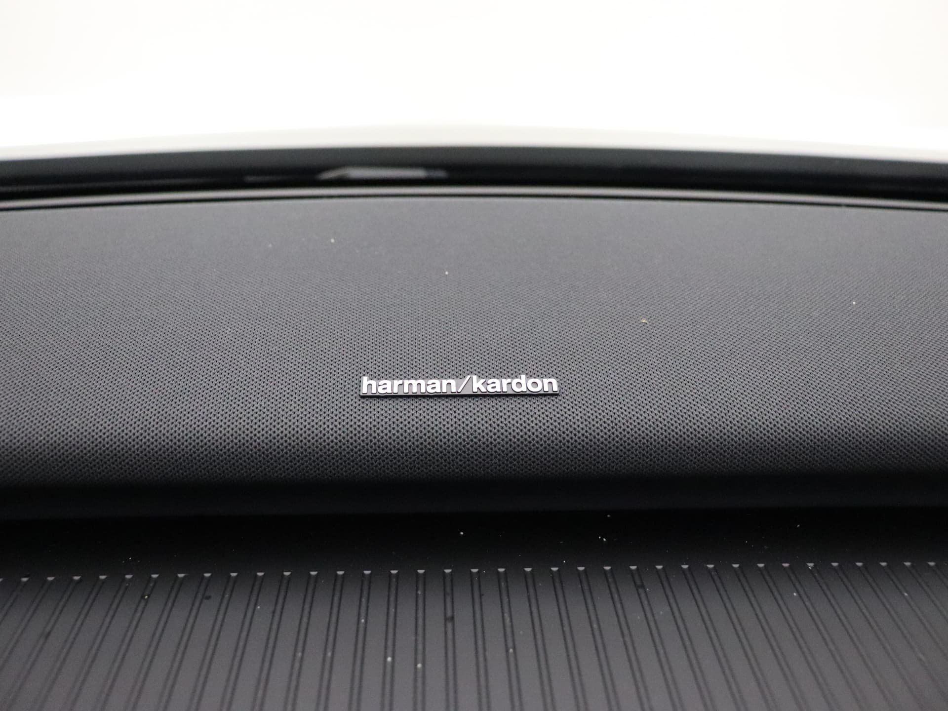 Volvo EX30 Extended Range Plus / DEMO DEAL / Getint glas / Adapt. Cruise / BLIS / Harman&Kardon / Keytag / PDC + Camera / El. Achterklep / thumbnail 34