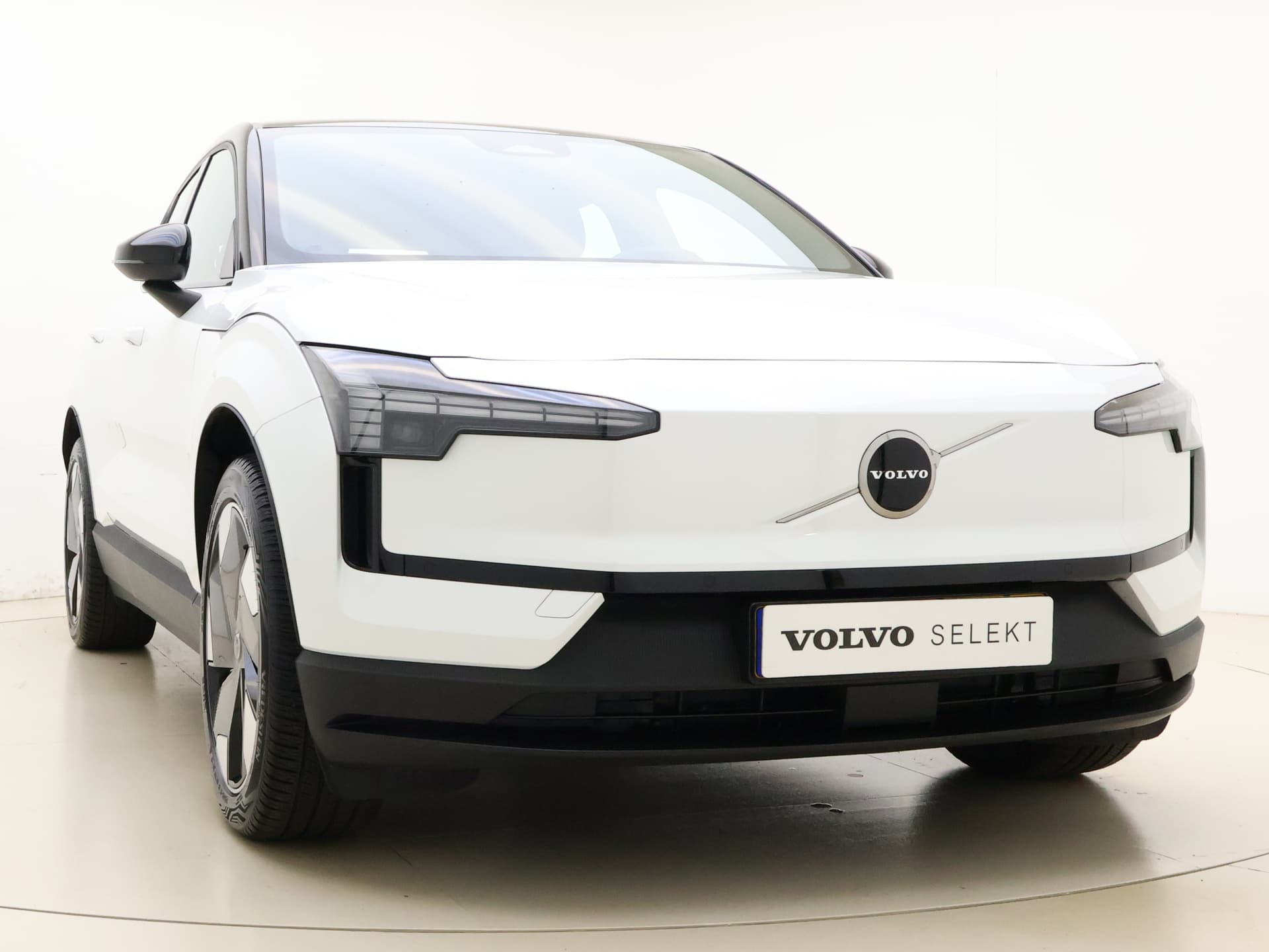 Volvo EX30 Extended Range Plus thumbnail 20