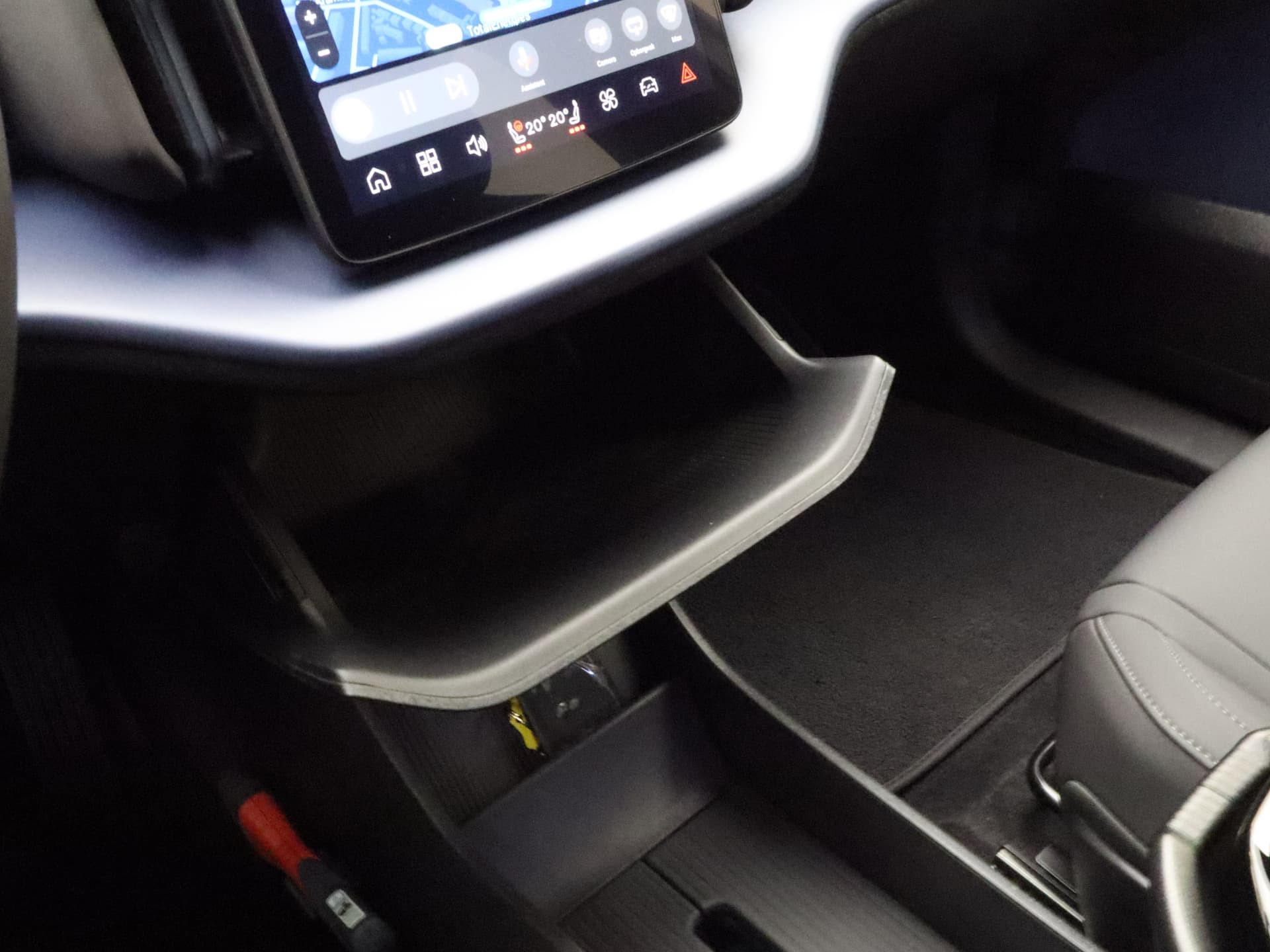 Volvo EX30 Extended Range Plus thumbnail 29