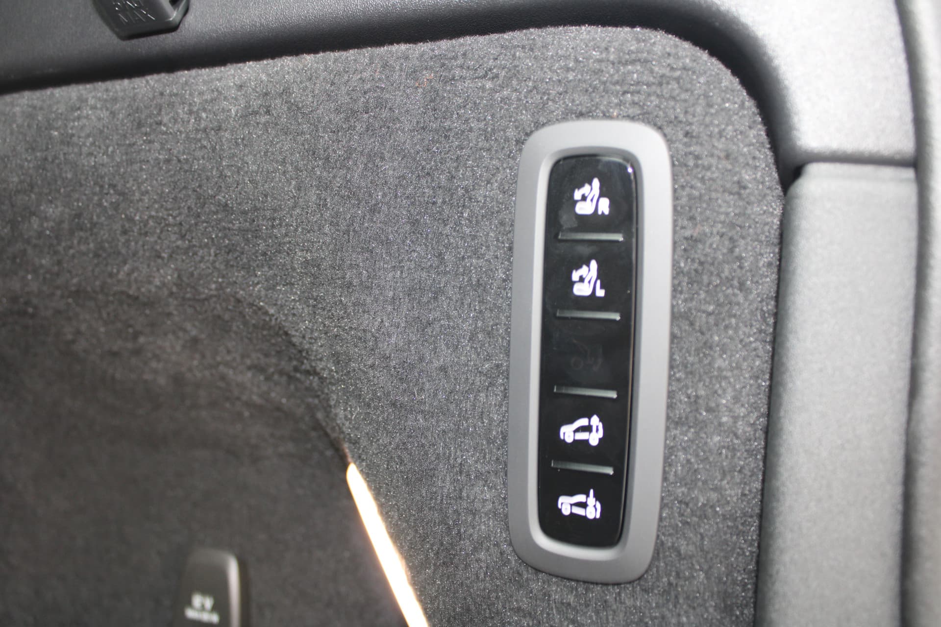 Volvo EX90 Twin Motor Performance Ultra 7p. 111 kWh thumbnail 7