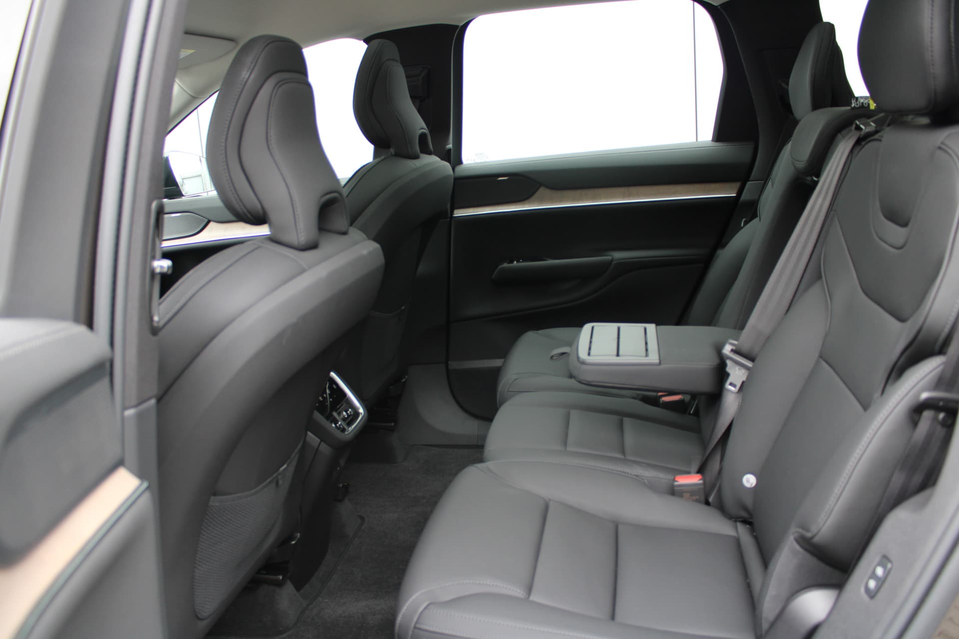 Volvo EX90 Twin Motor Performance Ultra 7p. 111 kWh thumbnail 17