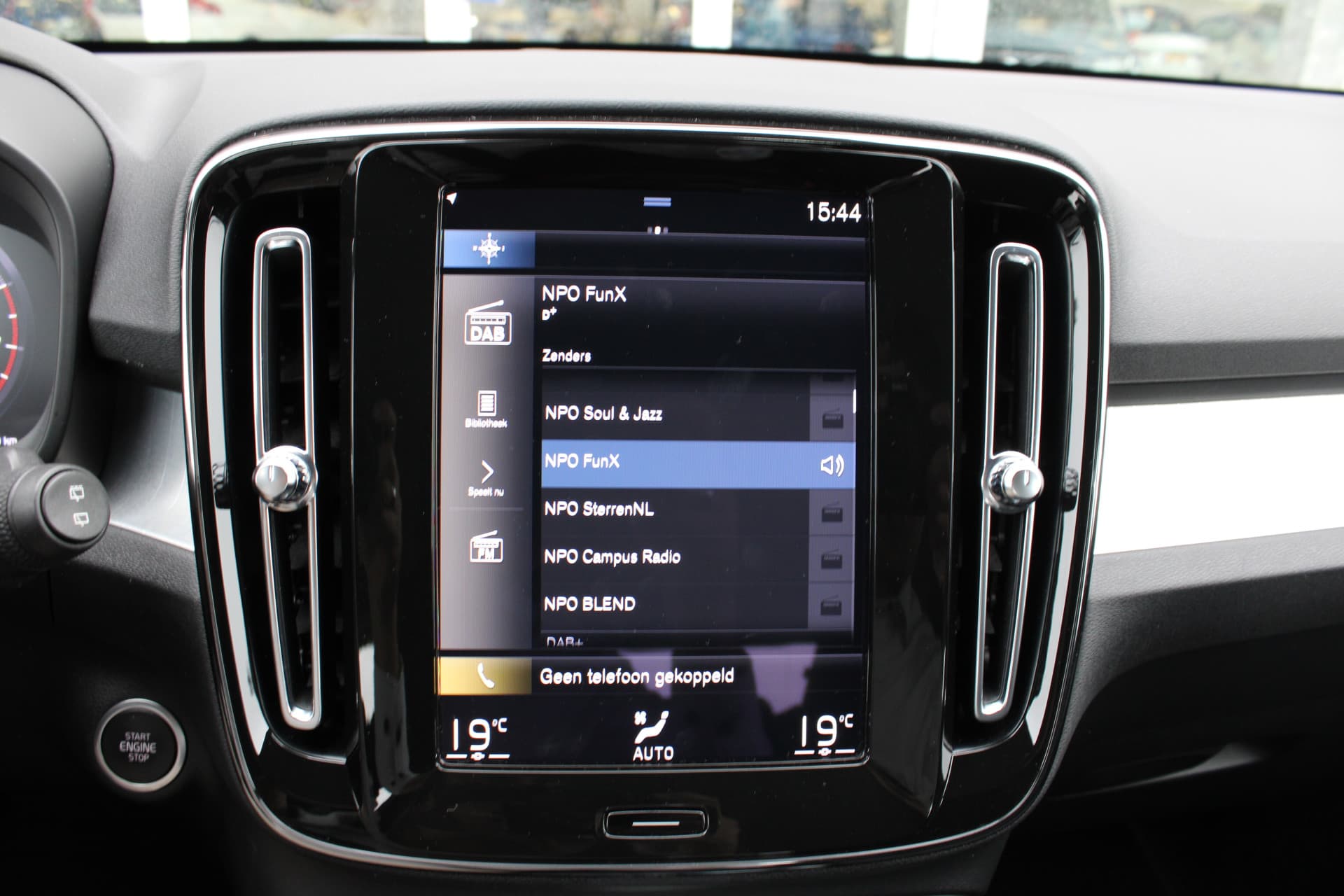 Volvo XC40 T2 Automaat Business Pro thumbnail 44