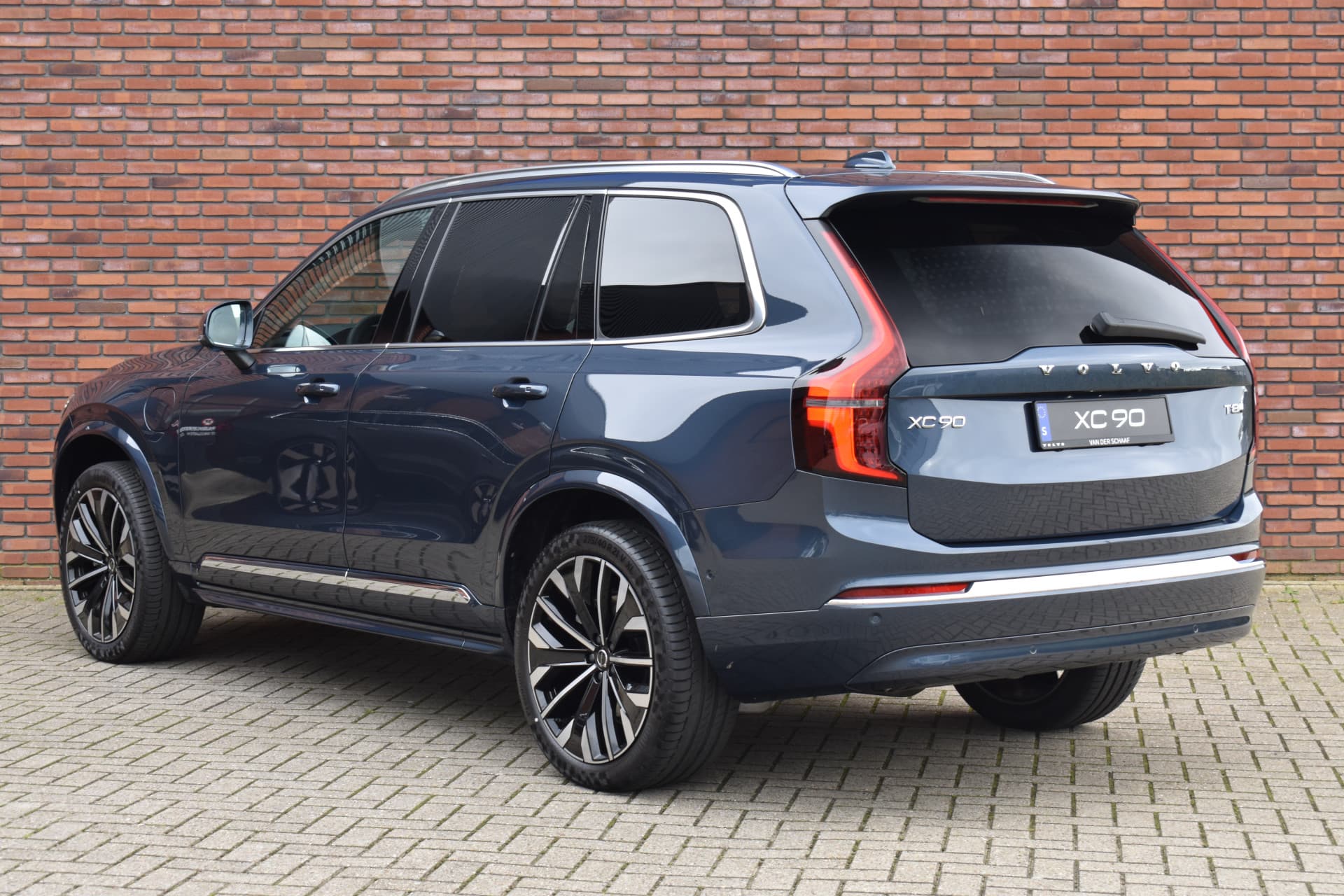 Volvo XC90 T8 455PK Plug-in hybrid AWD Ultra Bright thumbnail 6