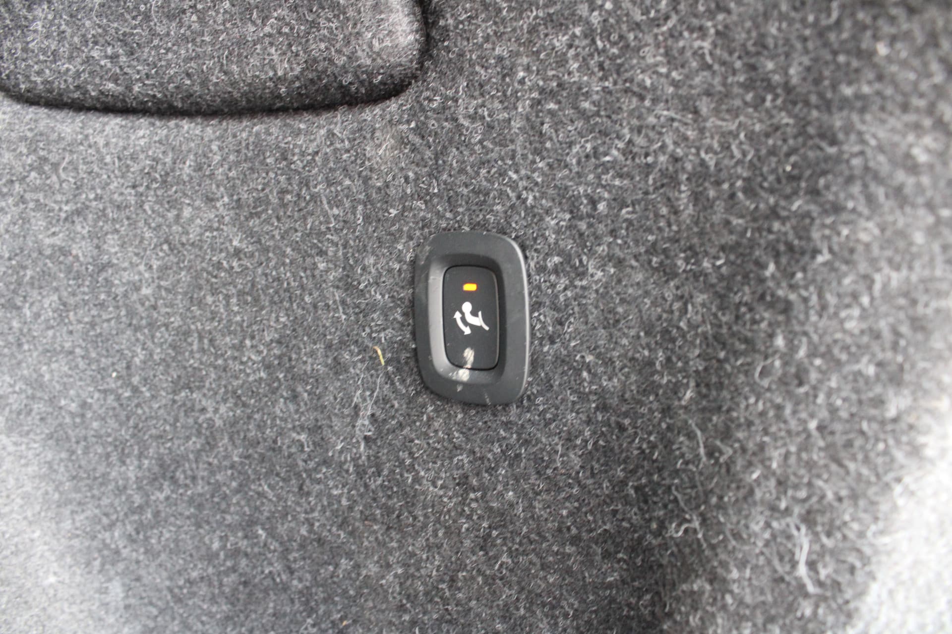 Volvo XC40 T3 Automaat R-Design thumbnail 6