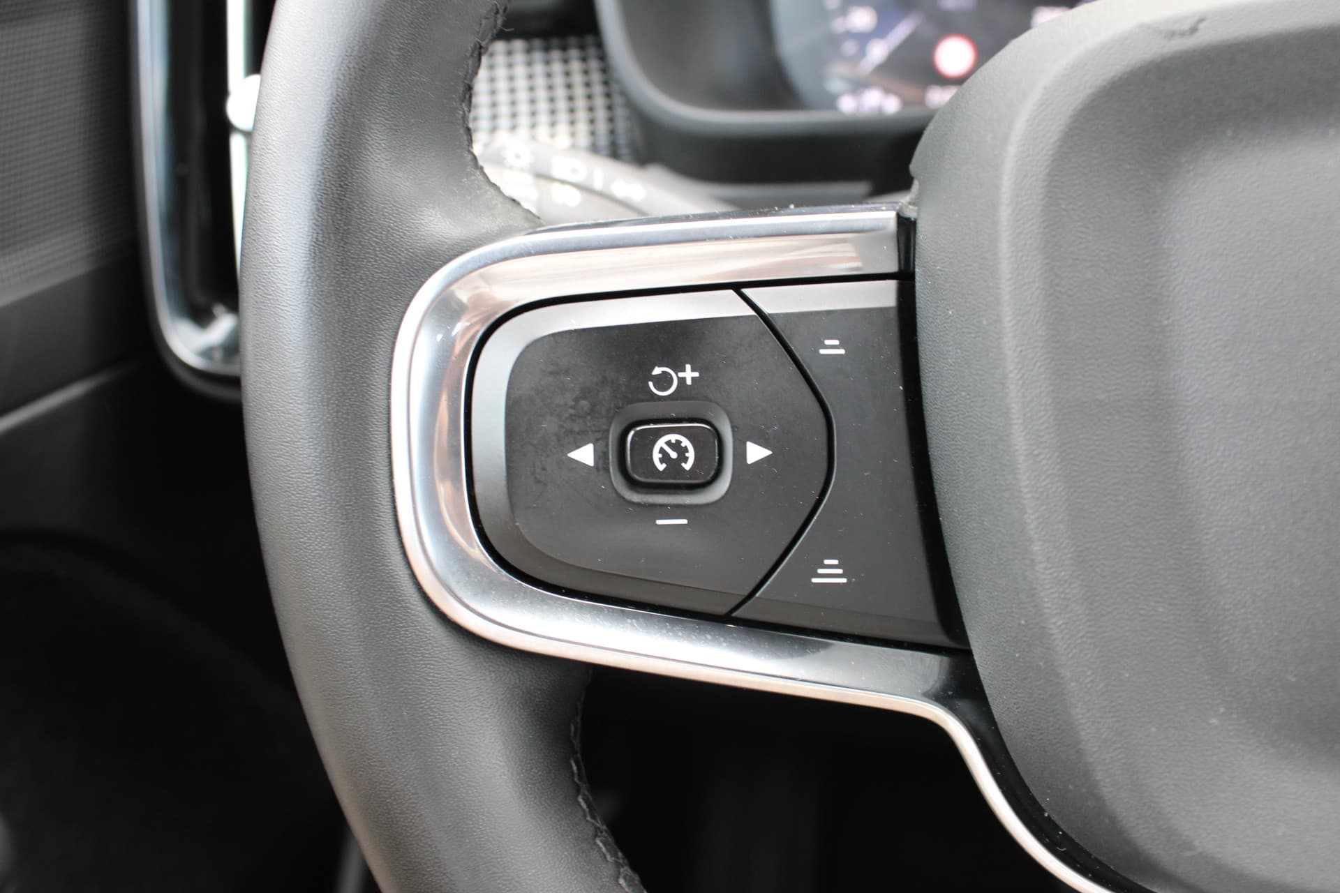 Volvo XC40 T3 Automaat R-Design thumbnail 22